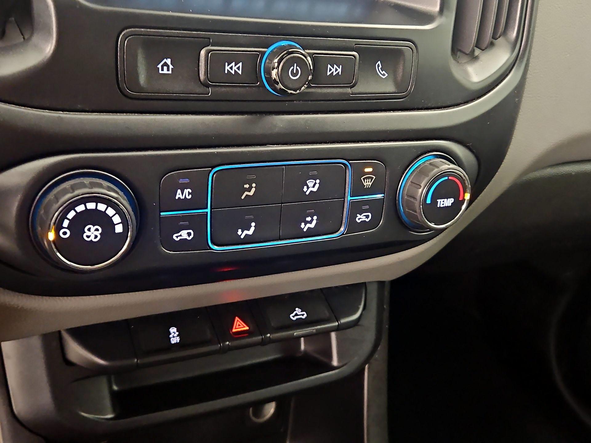 Thumbnail: 2018 Chevrolet Colorado - 16