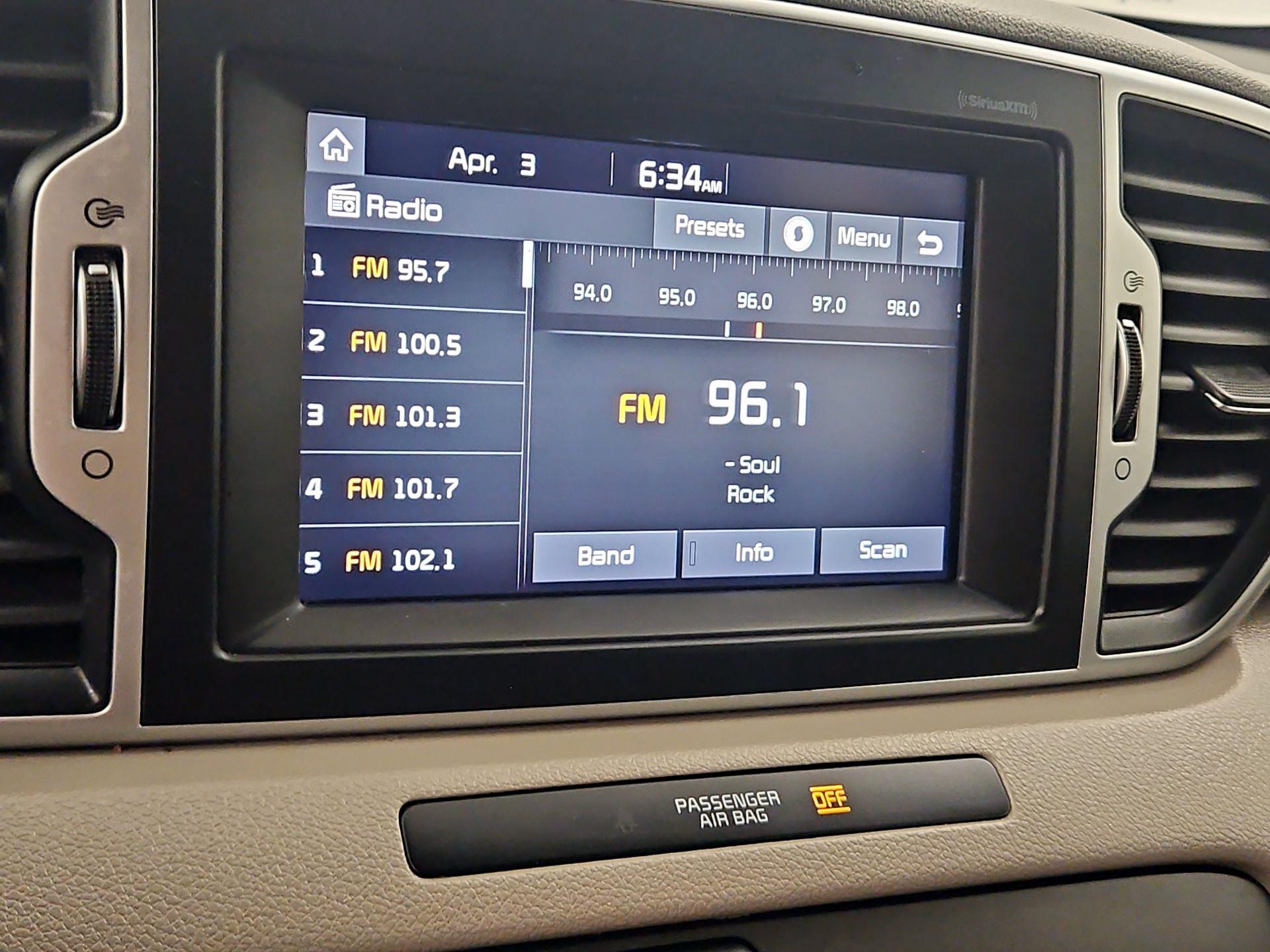 Thumbnail: 2017 Kia Sportage - 15