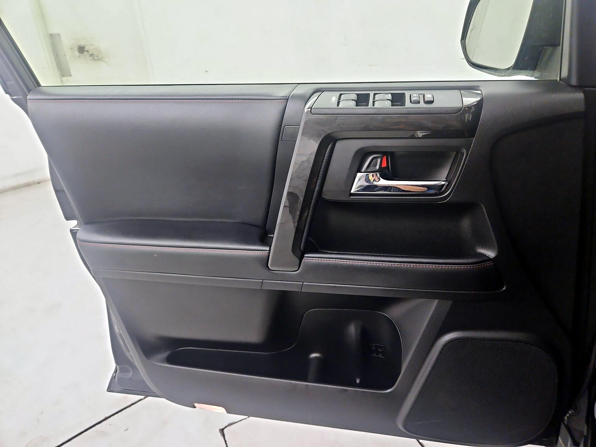 Thumbnail: 2024 Toyota 4Runner - 12