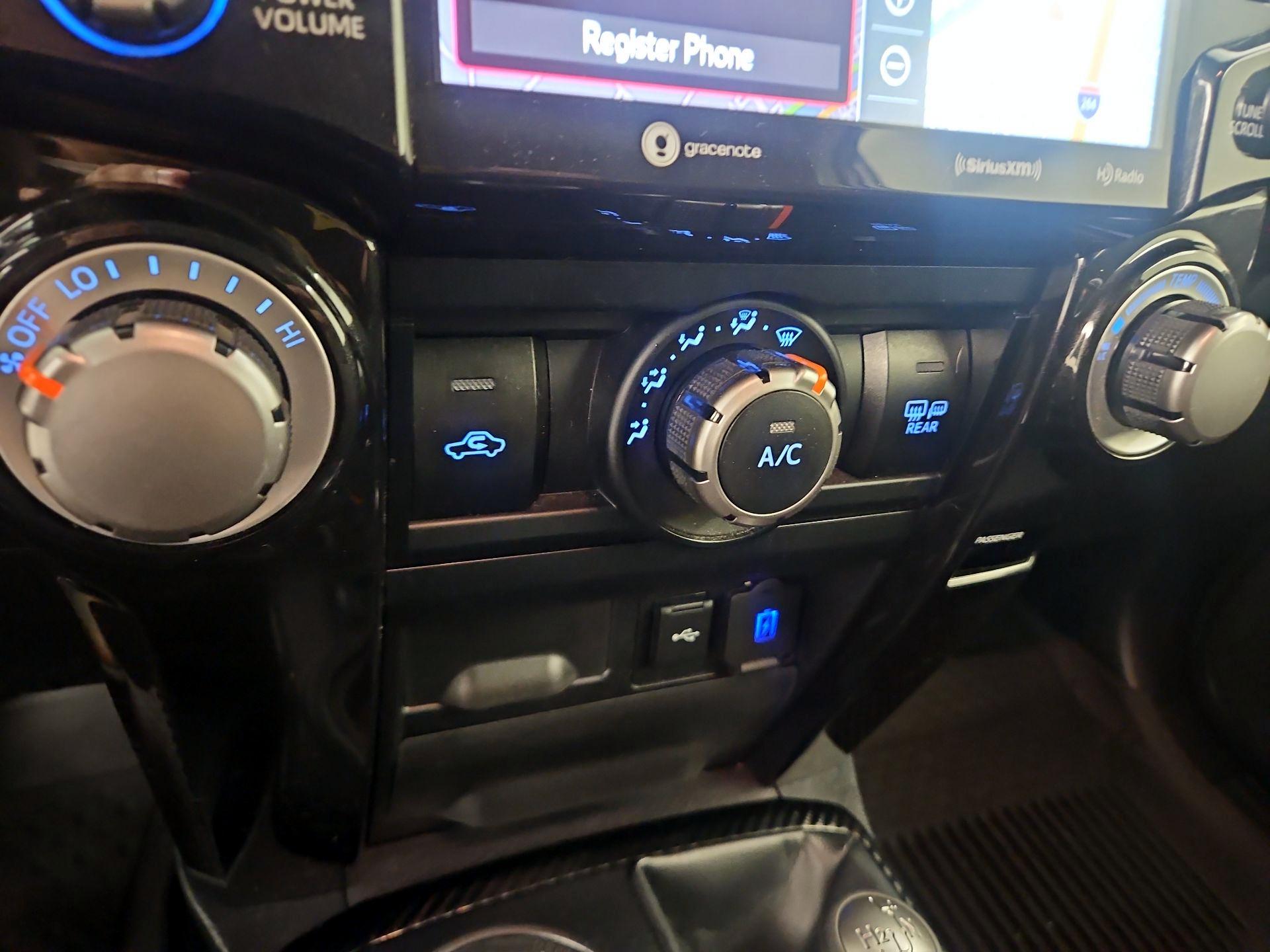 Thumbnail: 2024 Toyota 4Runner - 17