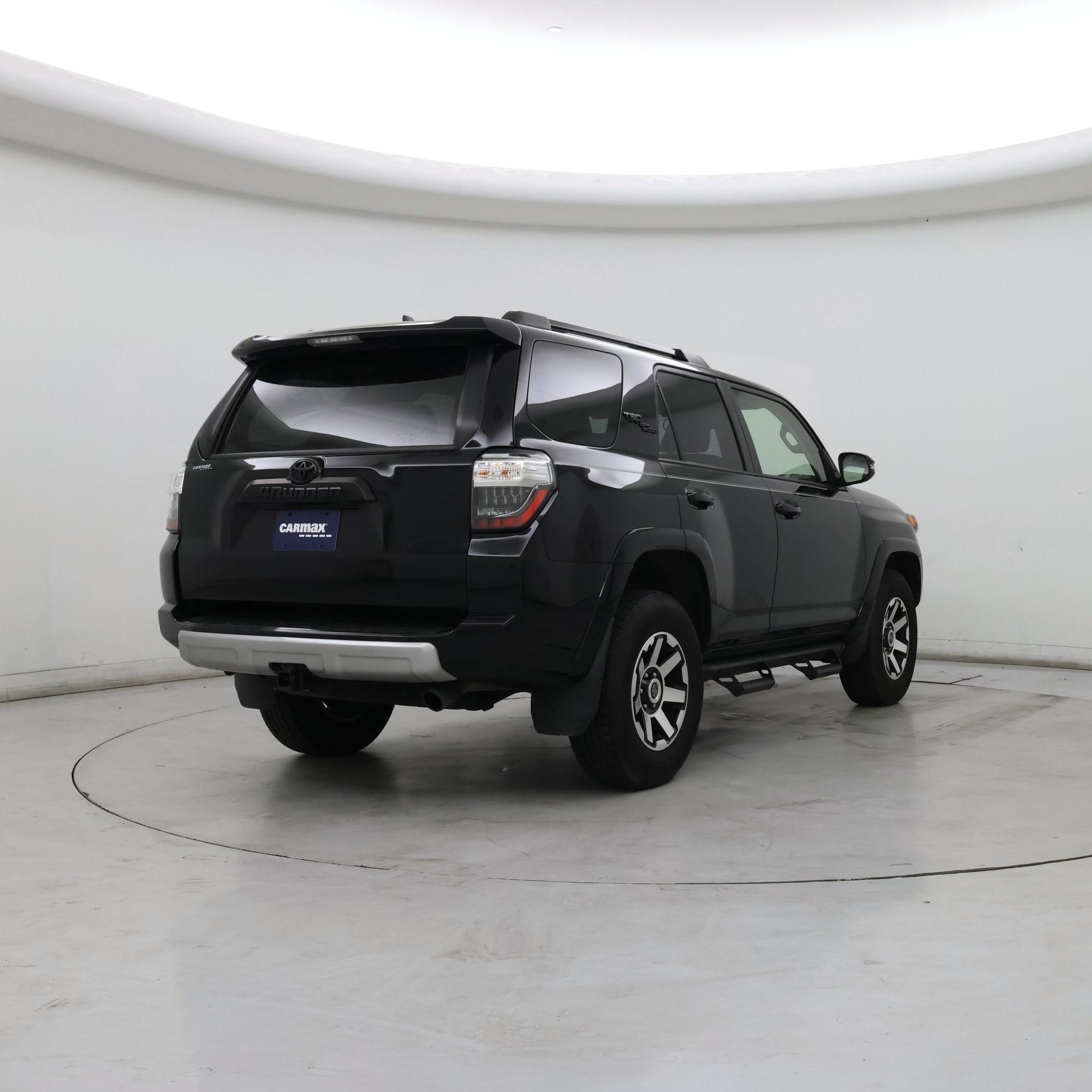 Thumbnail: 2024 Toyota 4Runner - 8