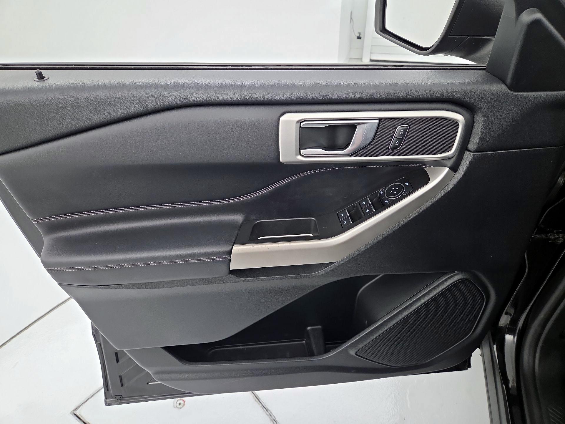 Thumbnail: 2022 Ford Explorer - 12