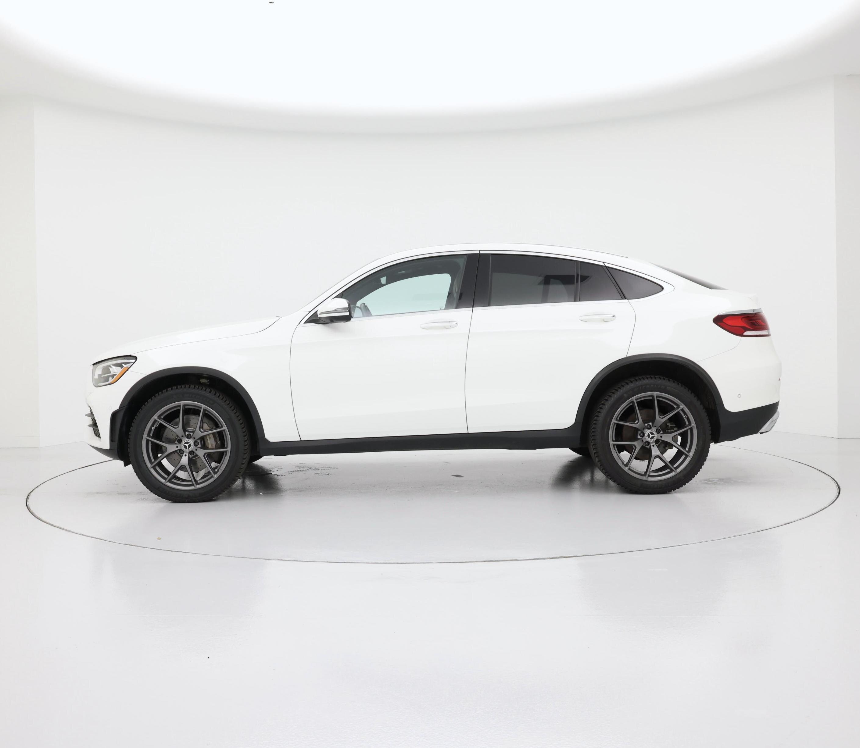 Thumbnail: 2023 Mercedes-Benz GLC - 3