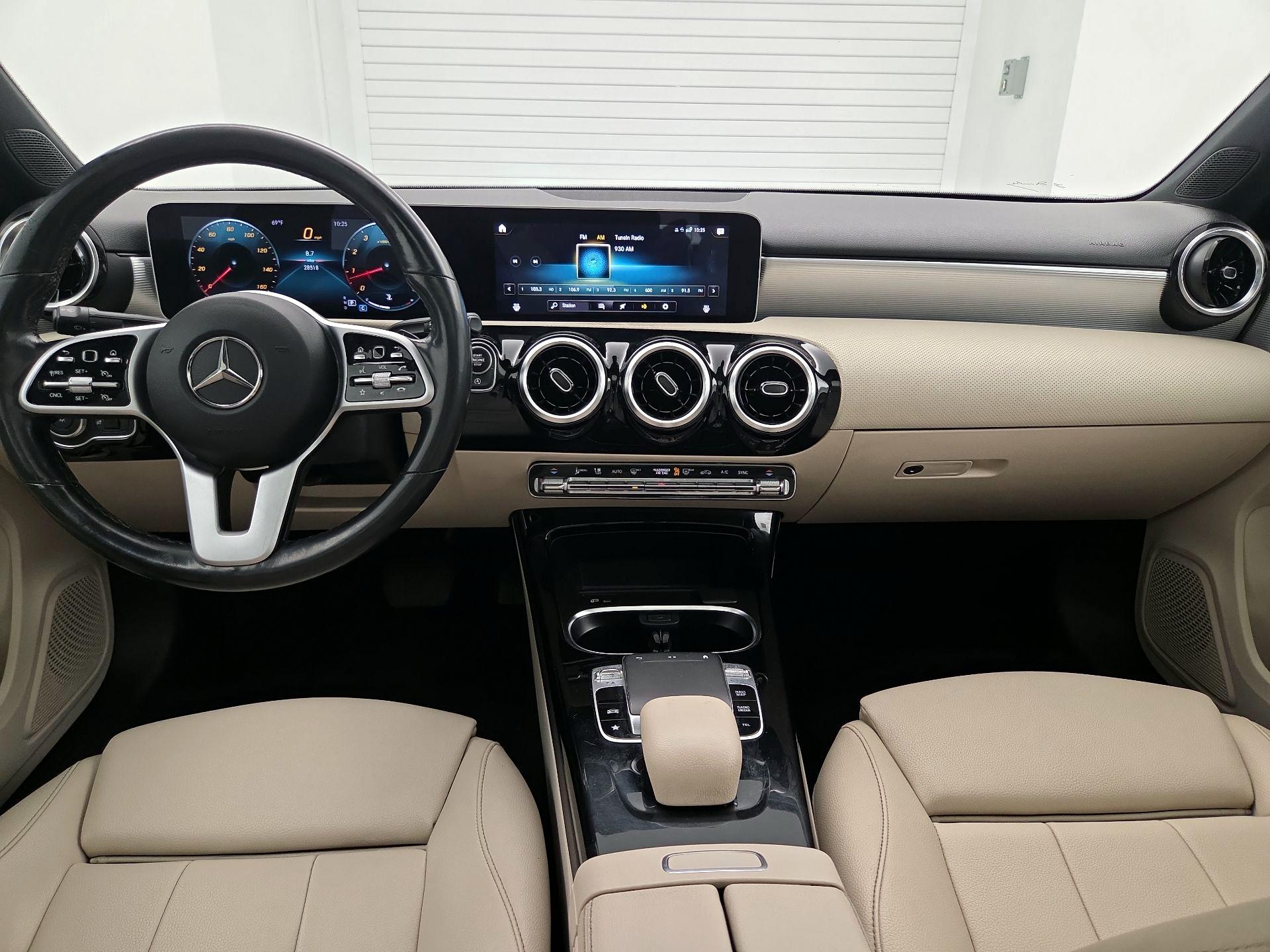 Thumbnail: 2020 Mercedes-Benz A-Class - 9