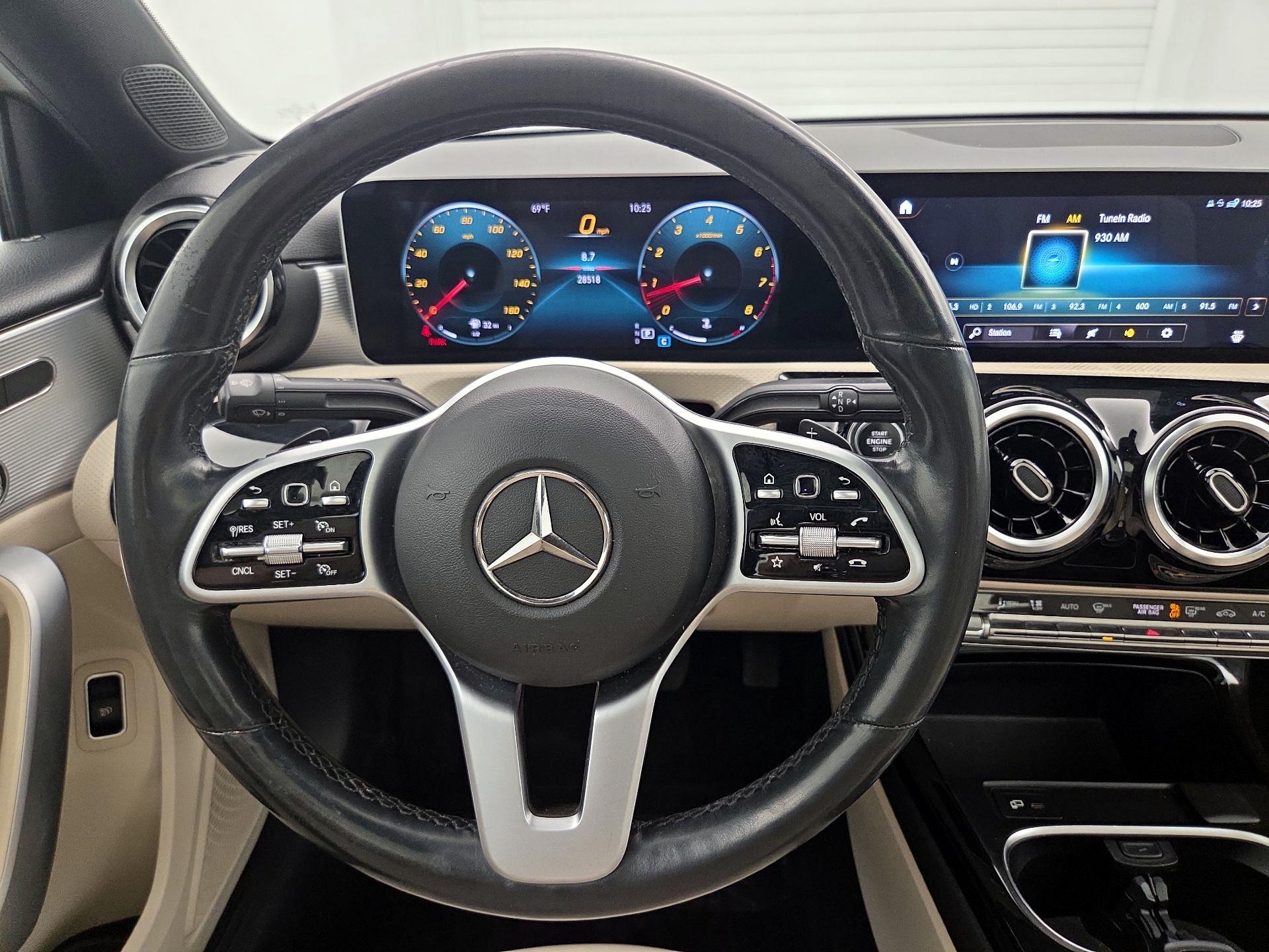 Thumbnail: 2020 Mercedes-Benz A-Class - 10