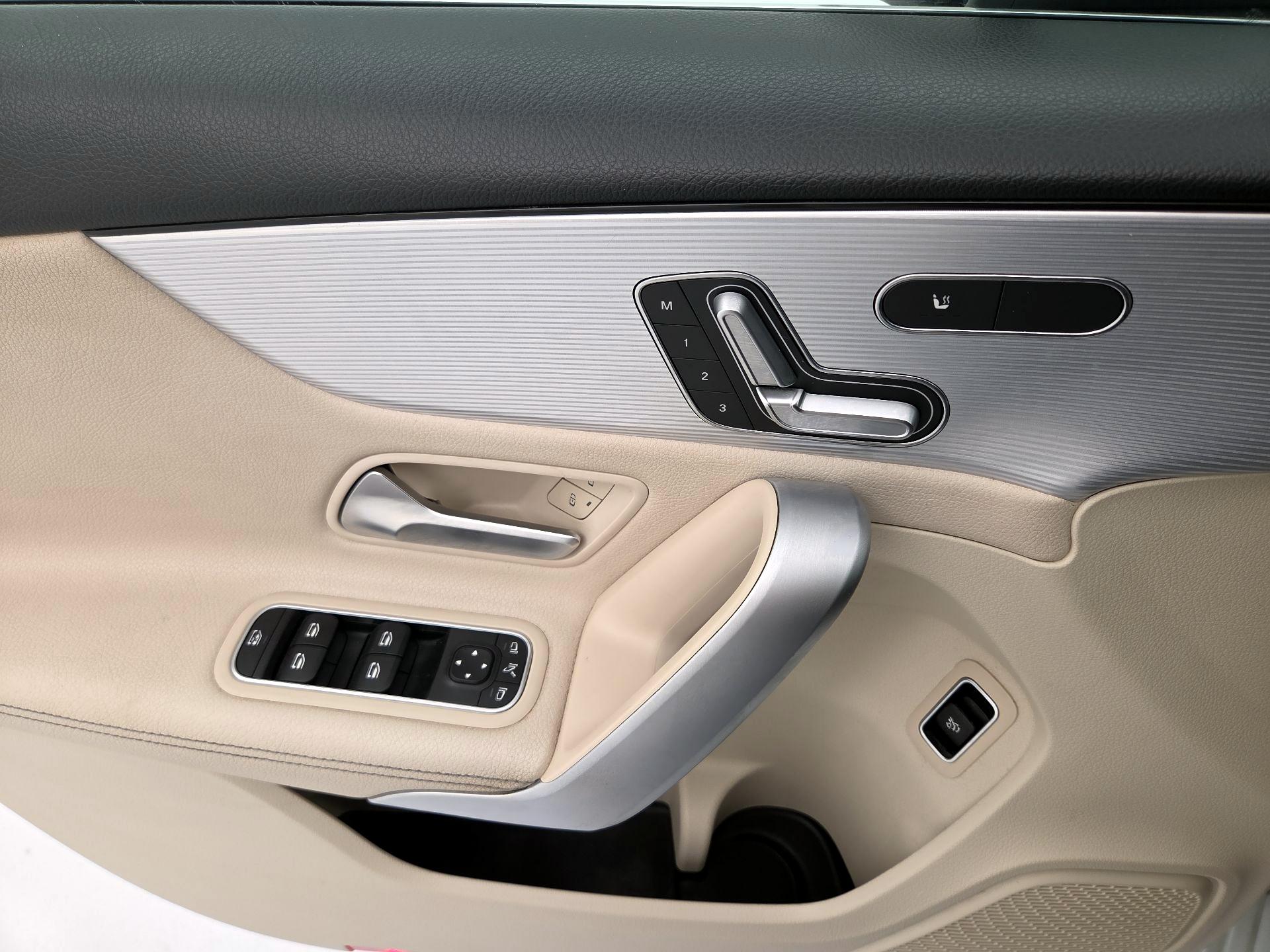 Thumbnail: 2020 Mercedes-Benz A-Class - 12