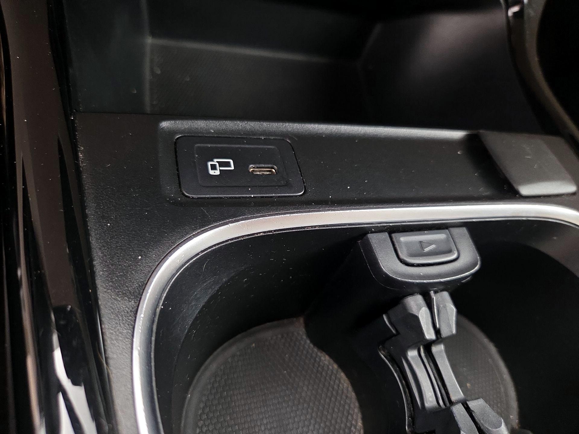 Thumbnail: 2020 Mercedes-Benz A-Class - 18