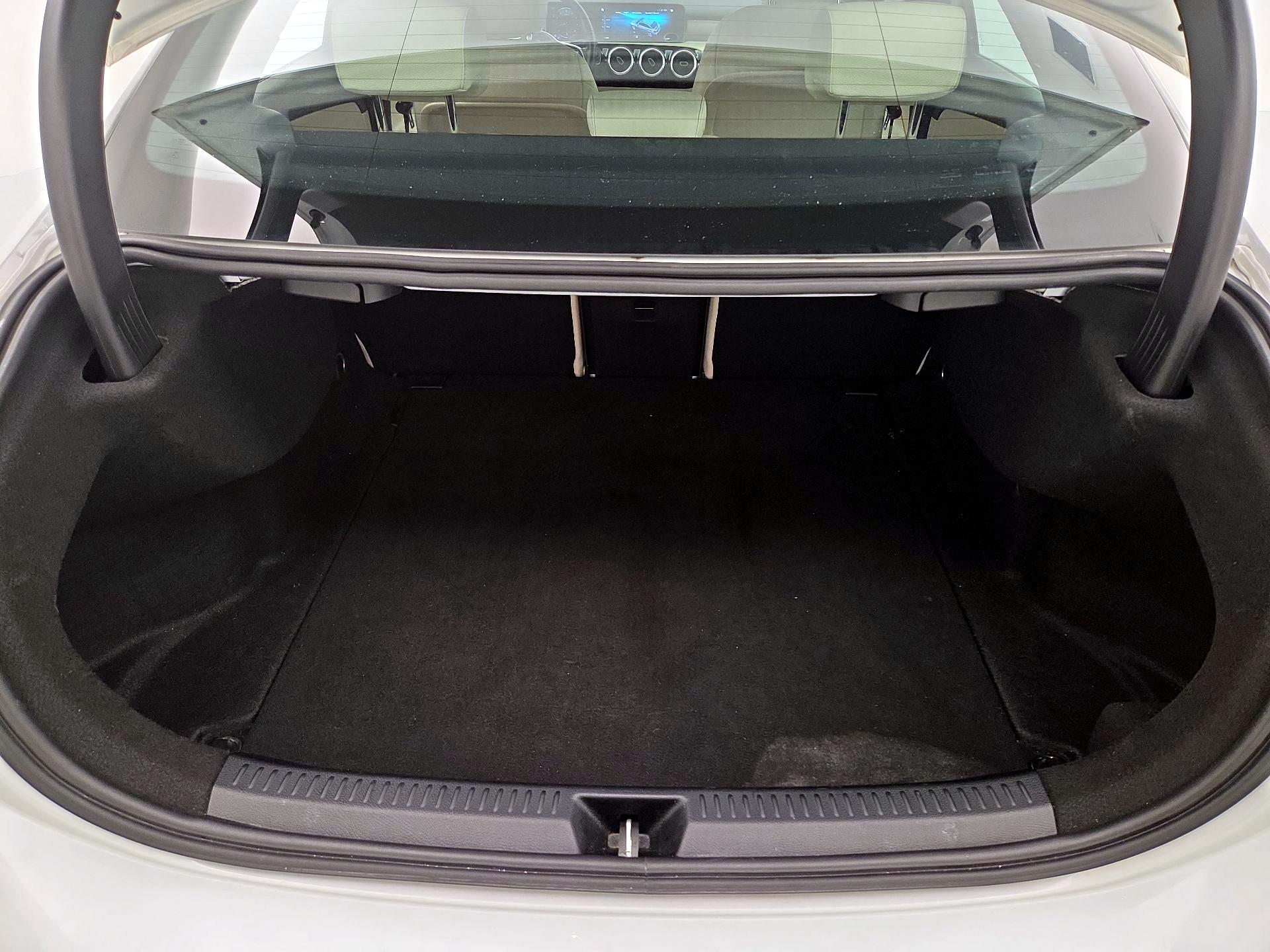 Thumbnail: 2020 Mercedes-Benz A-Class - 20