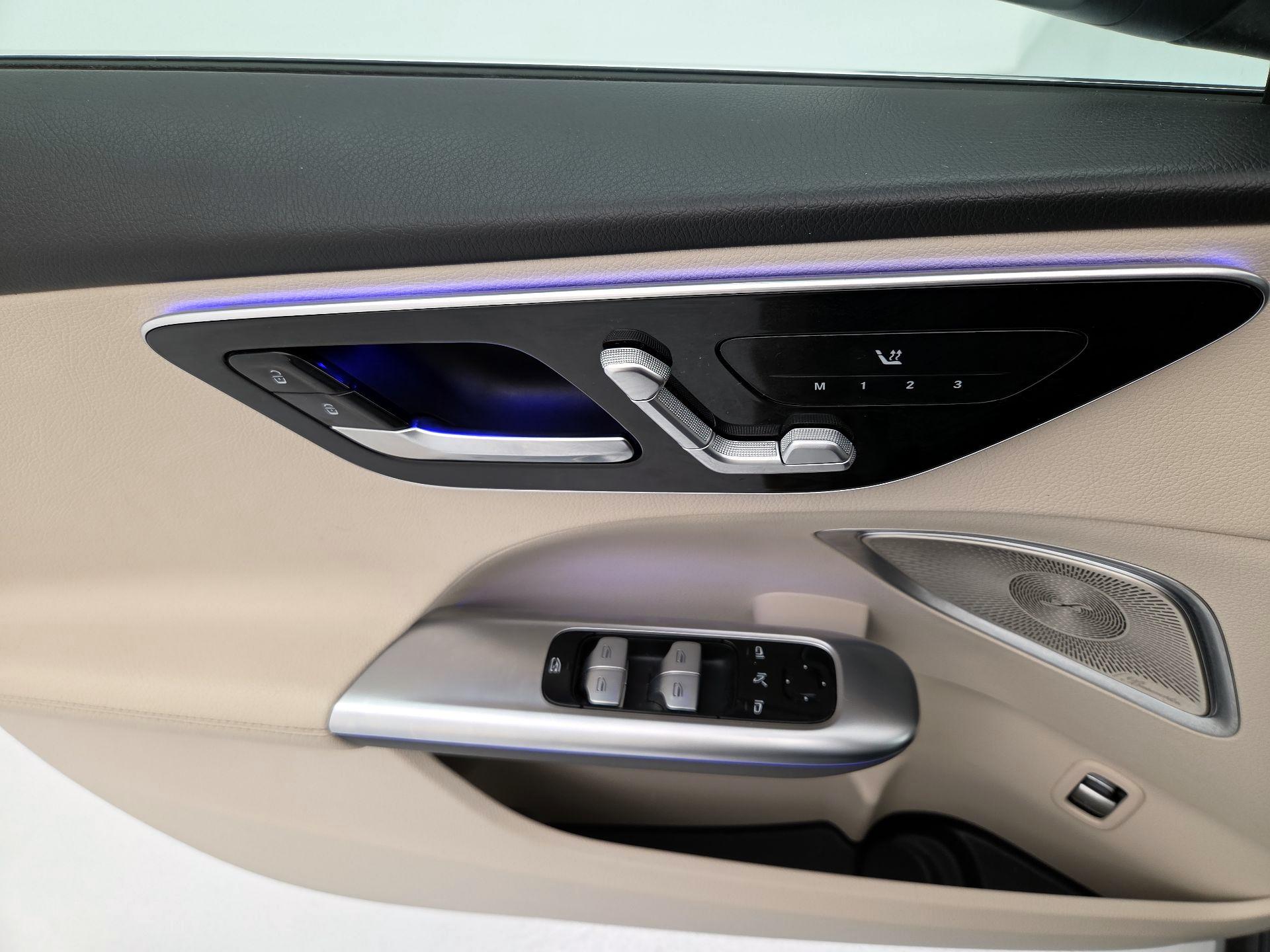 Thumbnail: 2022 Mercedes-Benz C-Class - 12