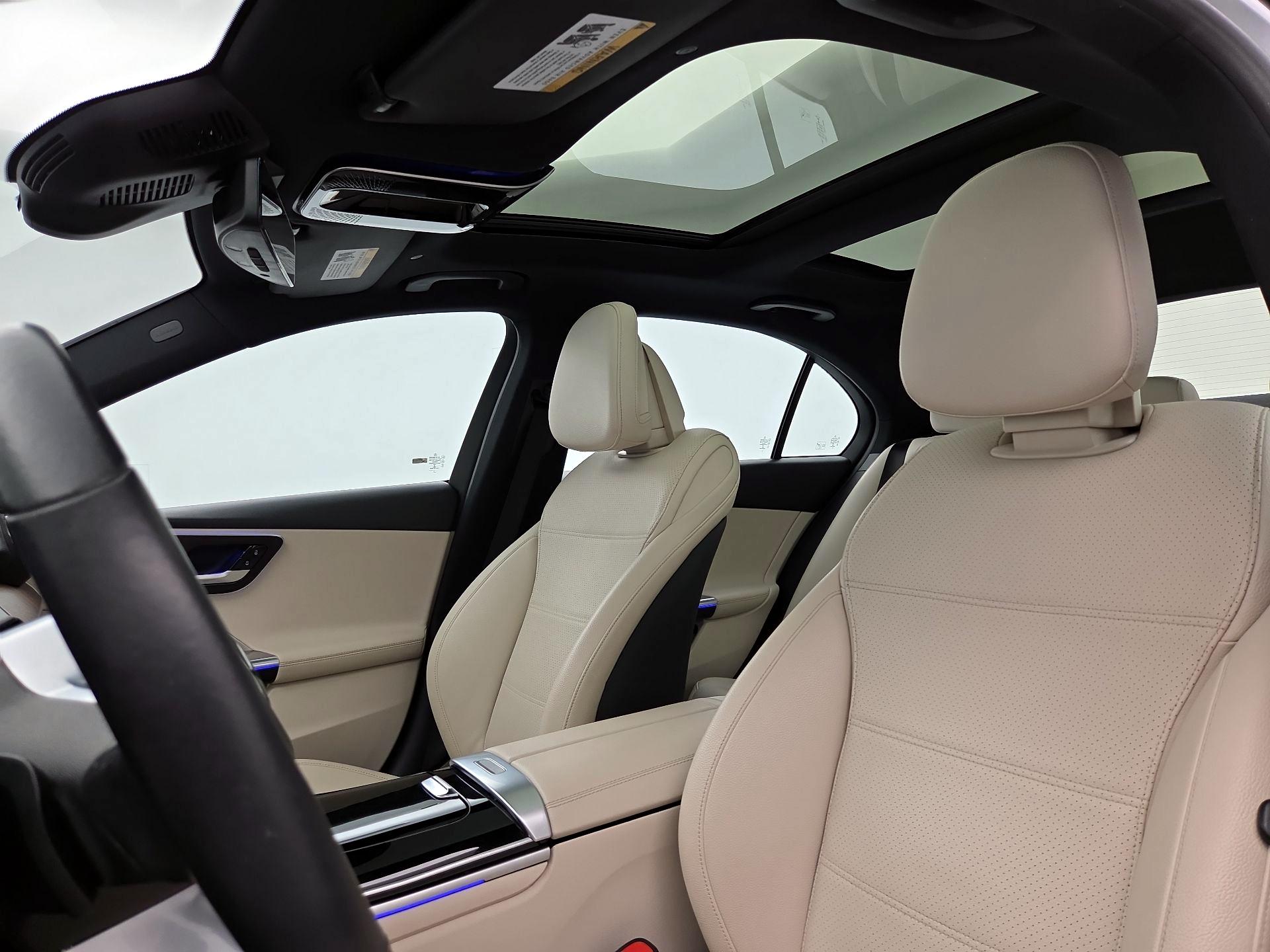 Thumbnail: 2022 Mercedes-Benz C-Class - 19