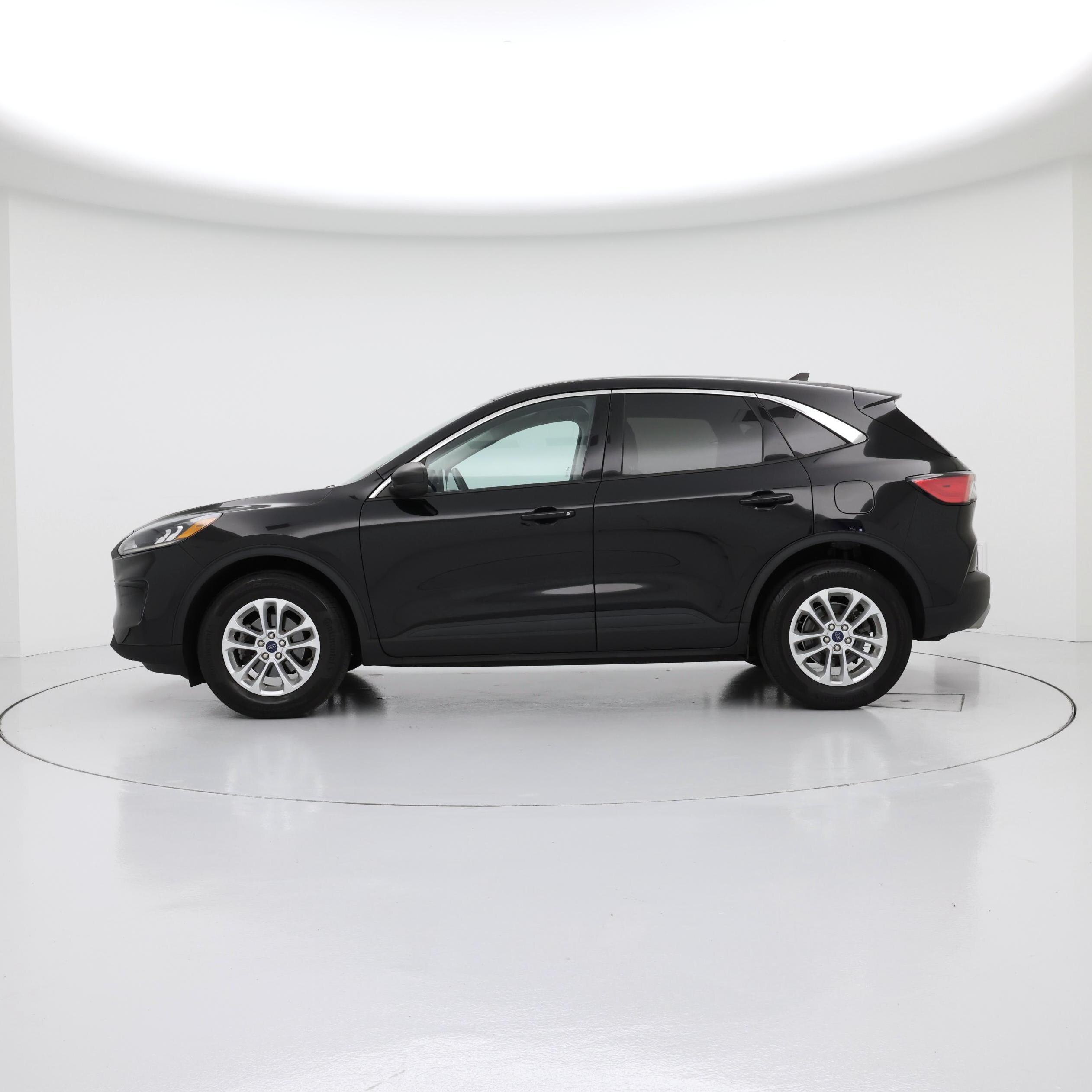 Thumbnail: 2022 Ford Escape - 3