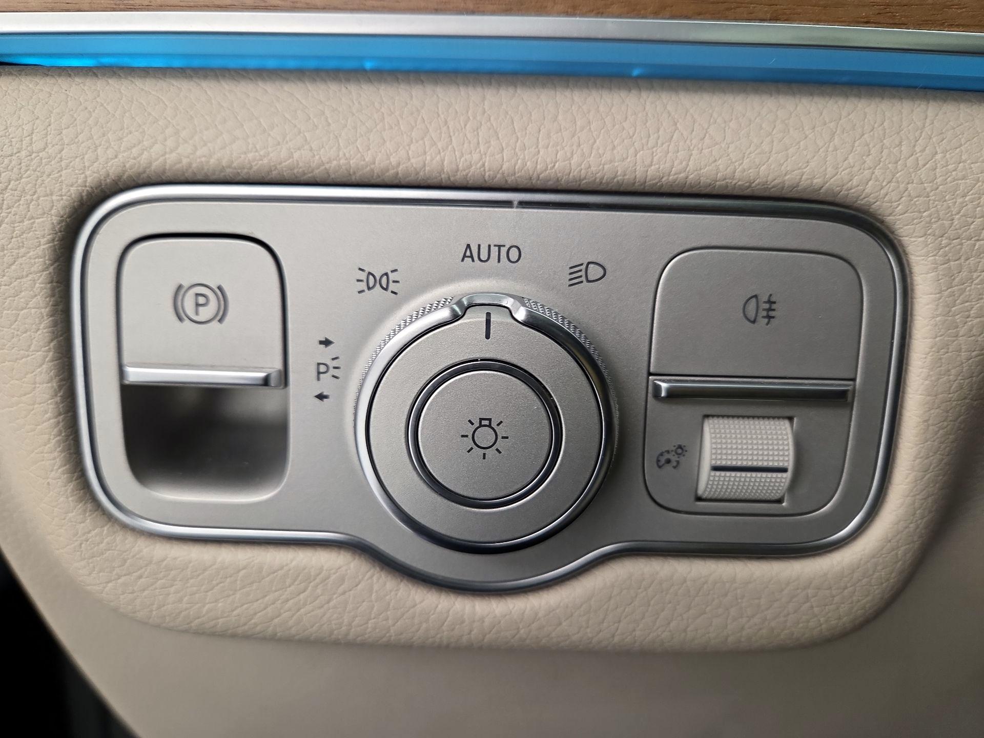 Thumbnail: 2021 Mercedes-Benz GLS - 13