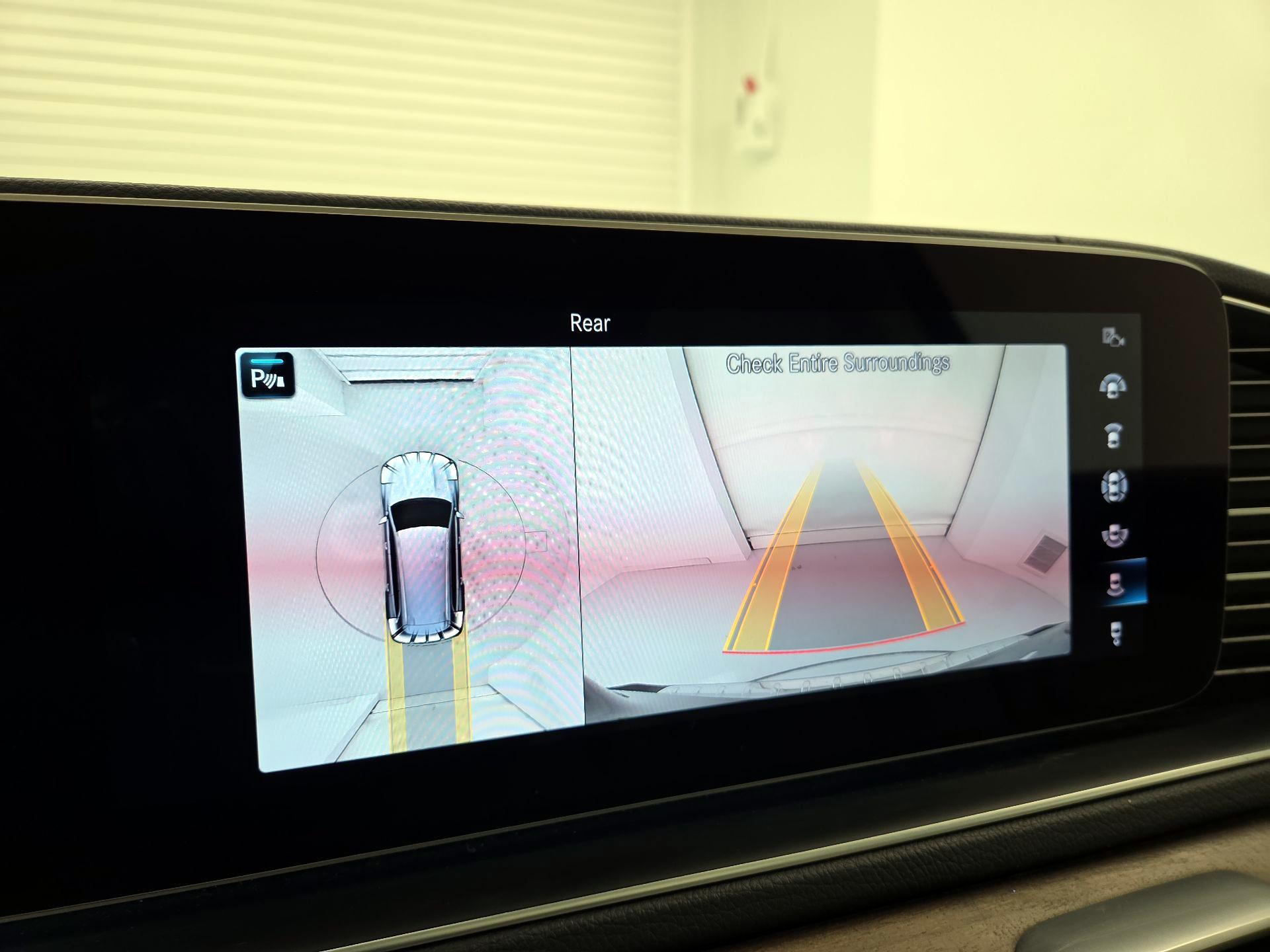 Thumbnail: 2021 Mercedes-Benz GLS - 15