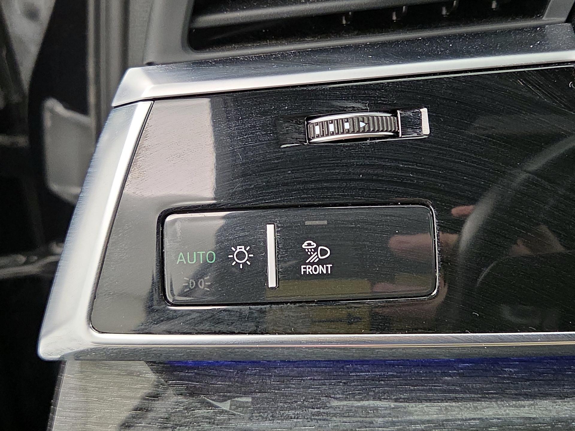 Thumbnail: 2021 Audi Q7 - 13