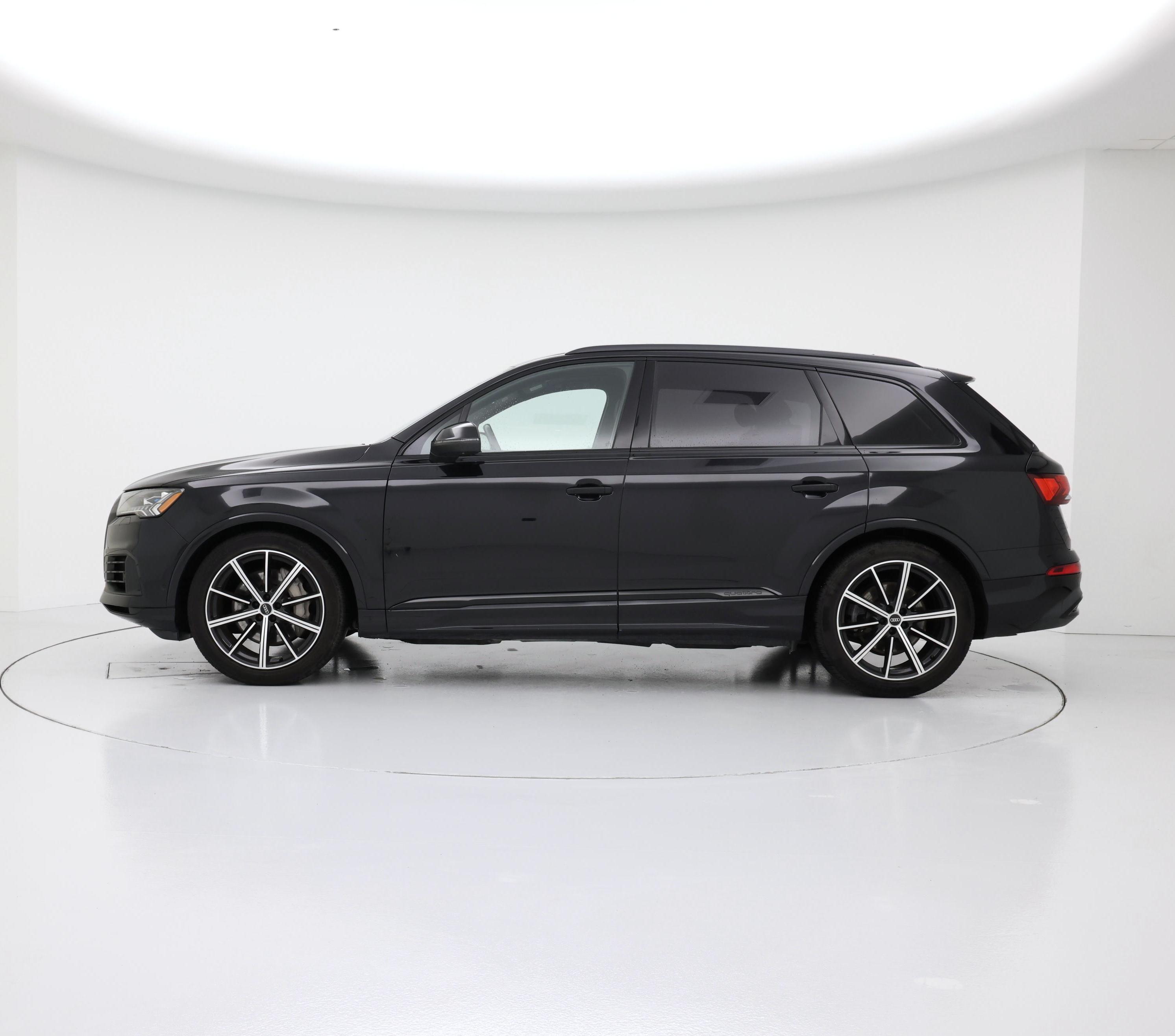 Thumbnail: 2021 Audi Q7 - 3