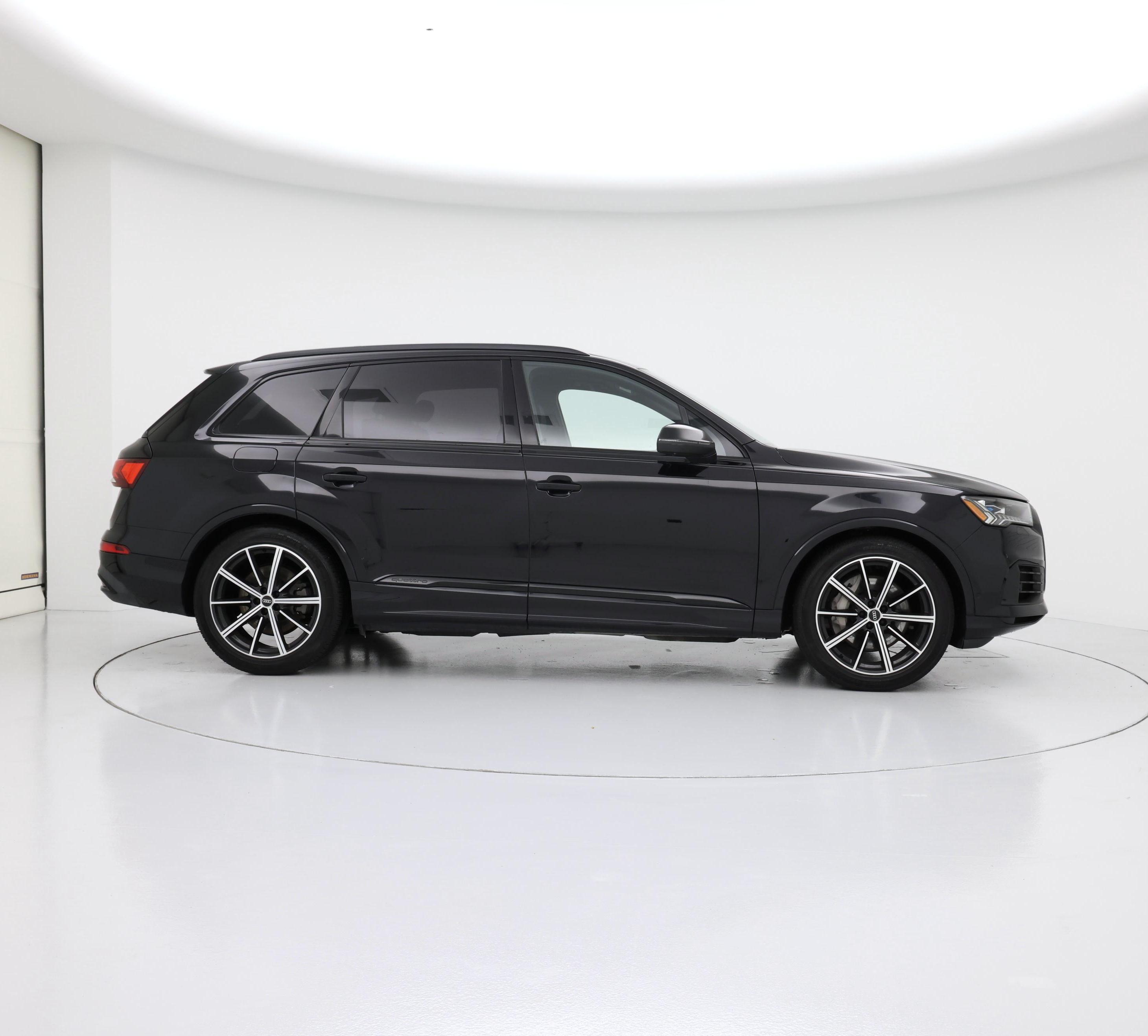 Thumbnail: 2021 Audi Q7 - 7