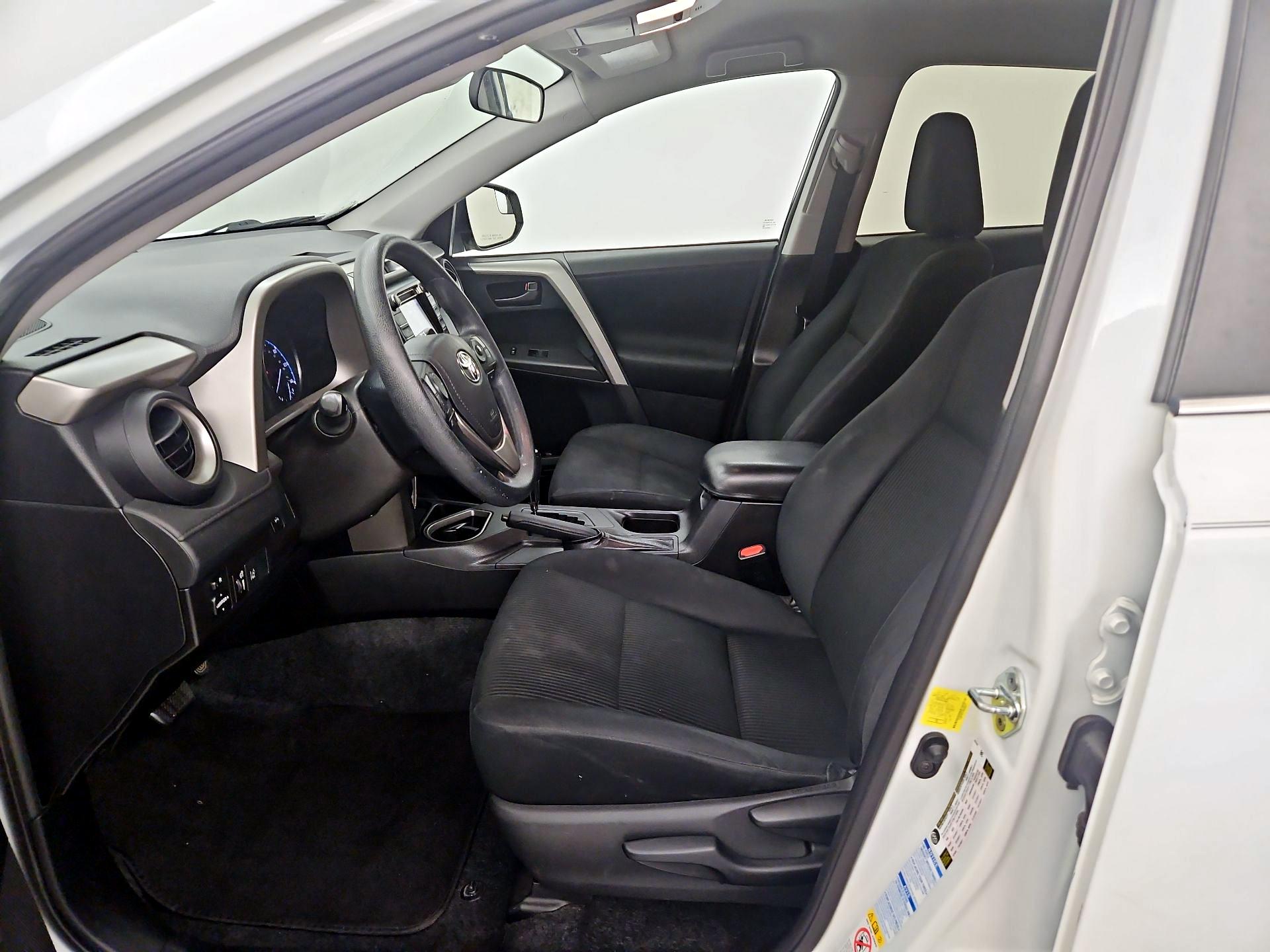 Thumbnail: 2017 Toyota RAV4 - 11