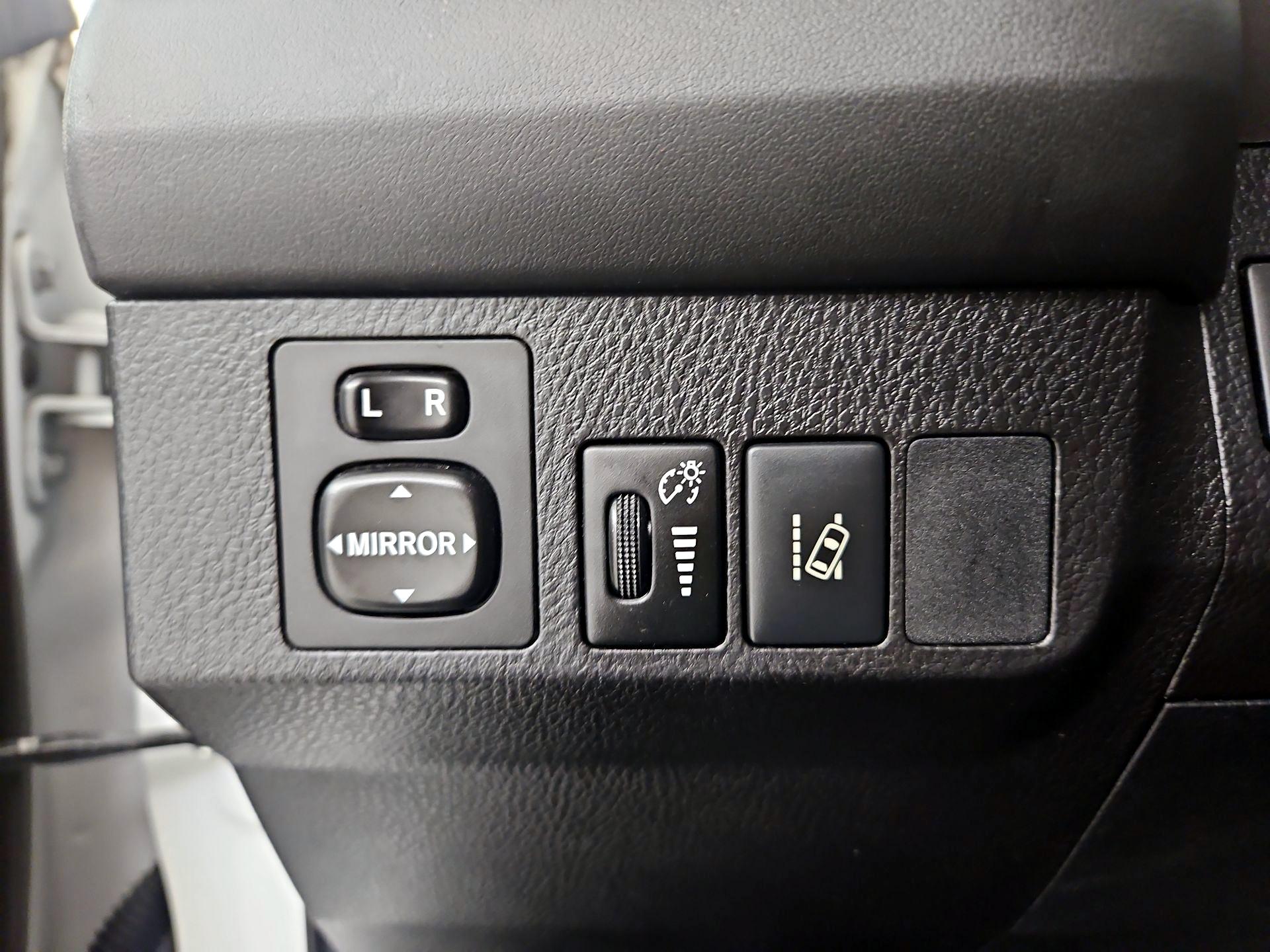 Thumbnail: 2017 Toyota RAV4 - 13