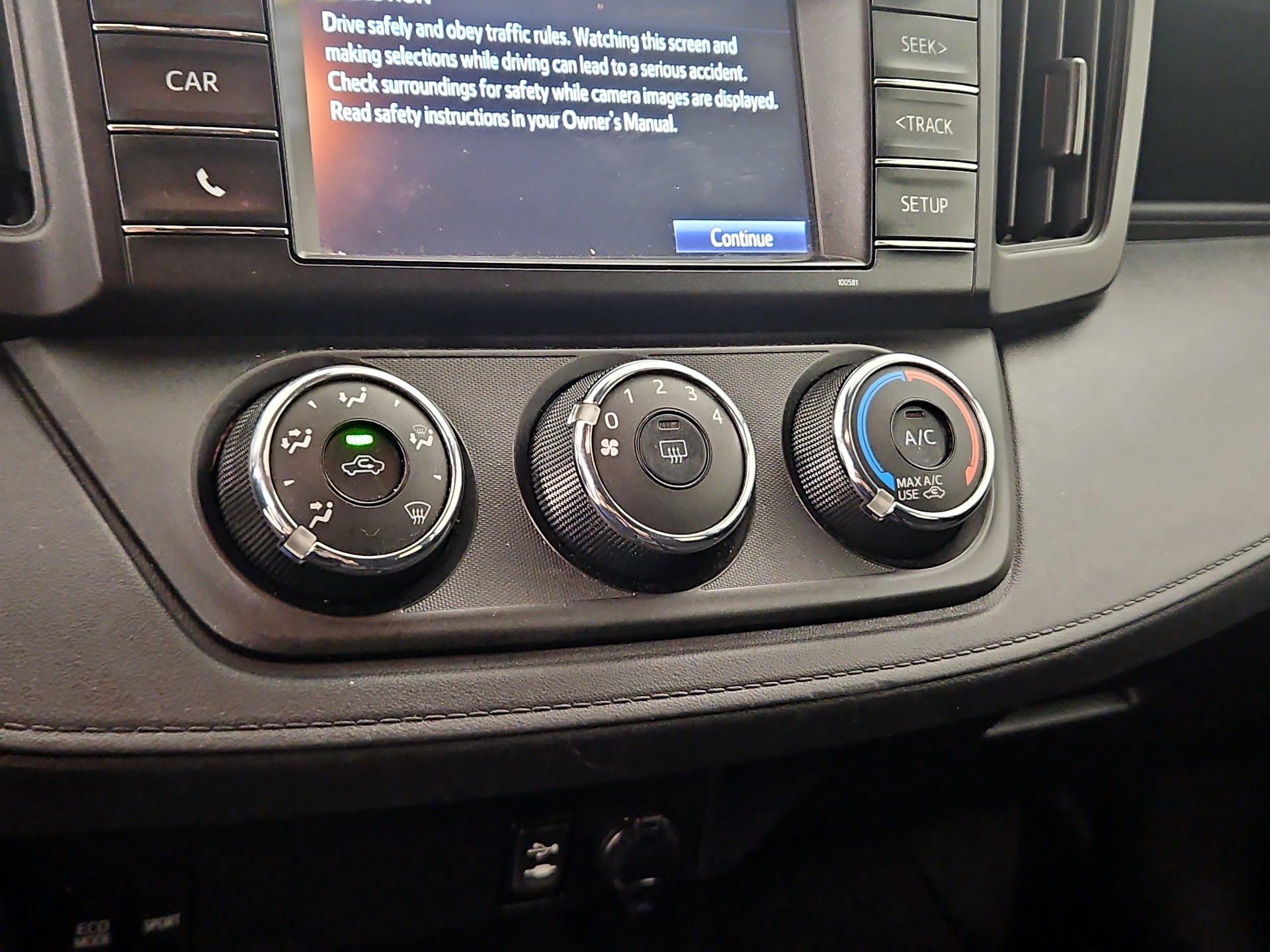 Thumbnail: 2017 Toyota RAV4 - 16