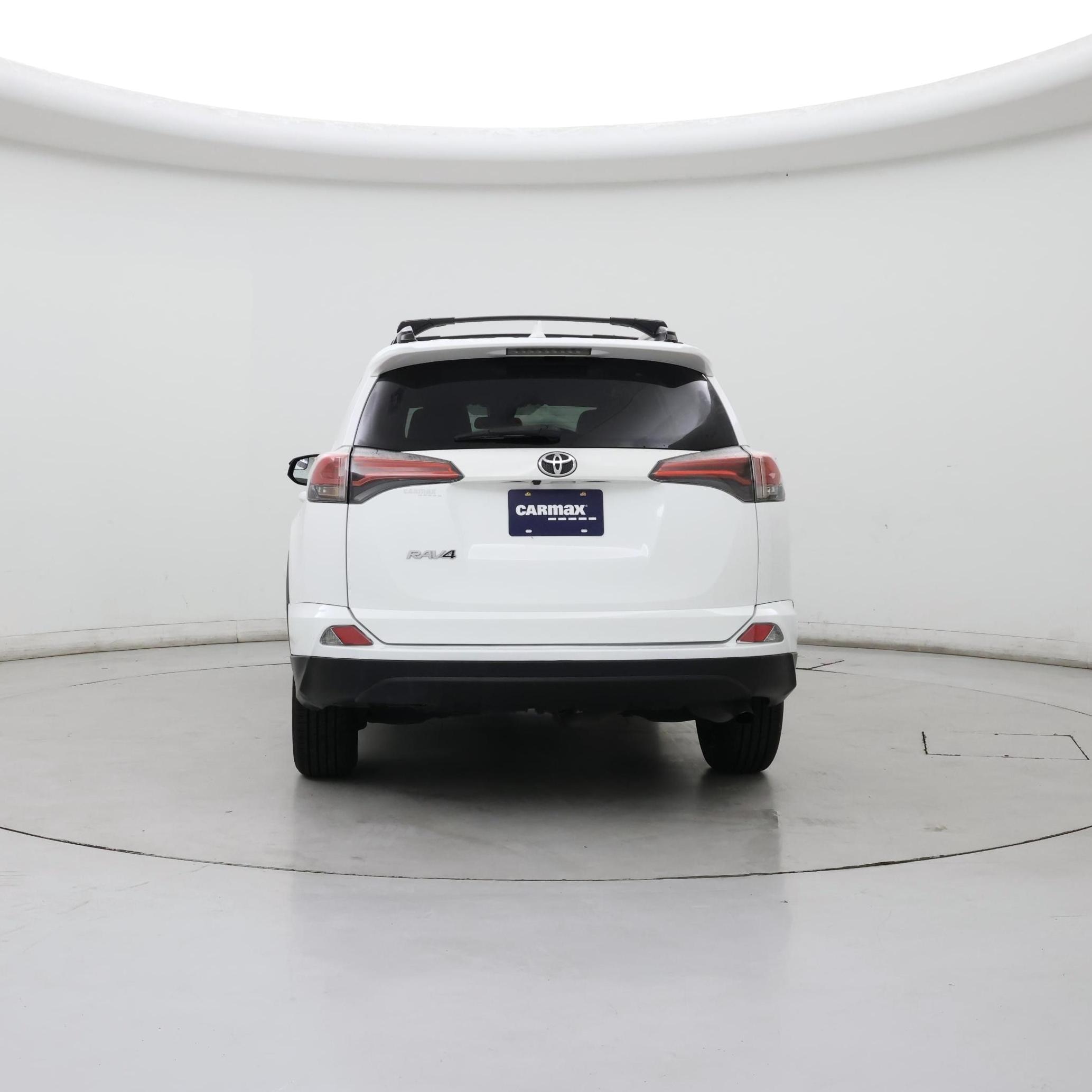 Thumbnail: 2017 Toyota RAV4 - 6