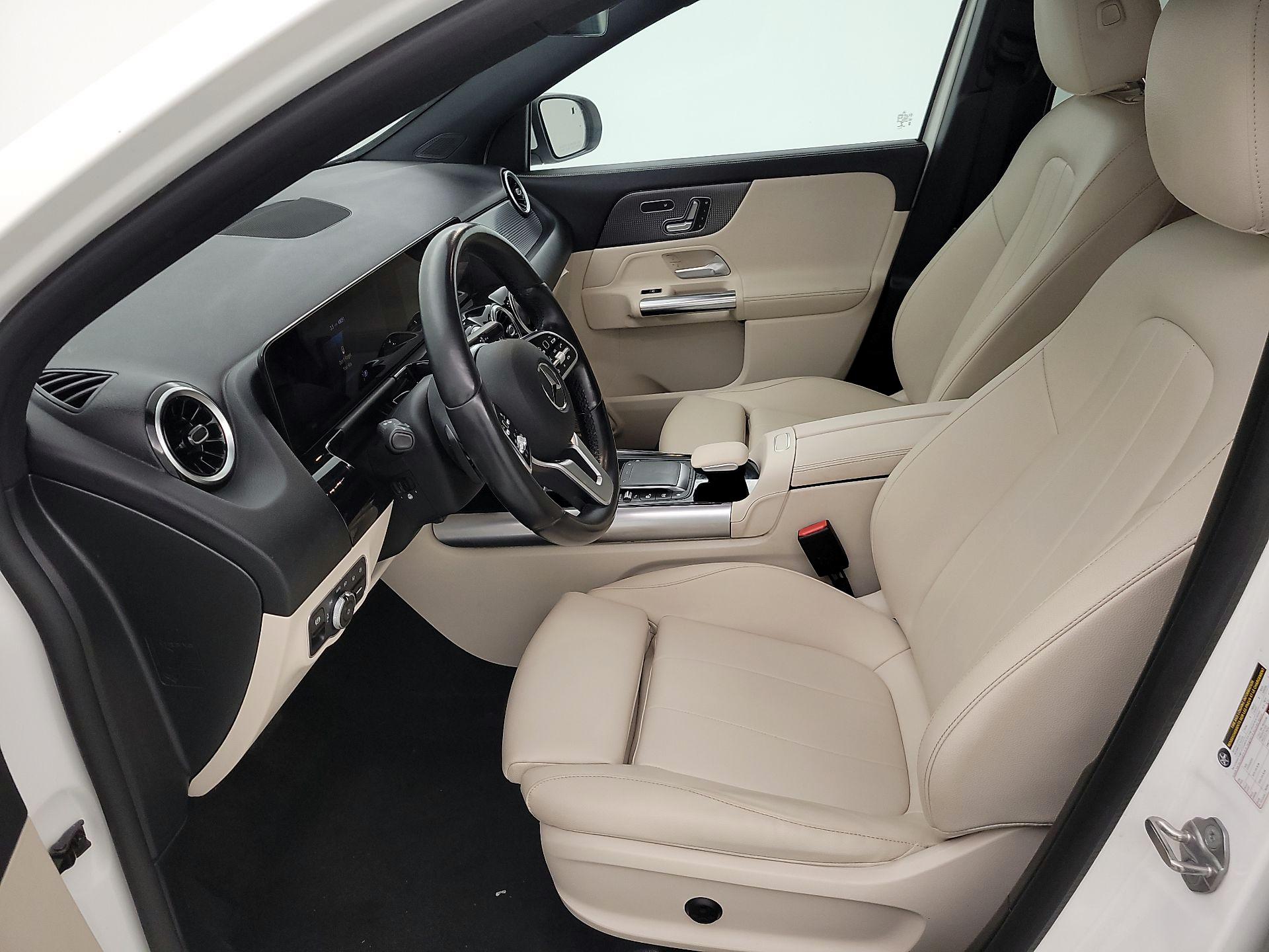 Thumbnail: 2022 Mercedes-Benz GLA - 11