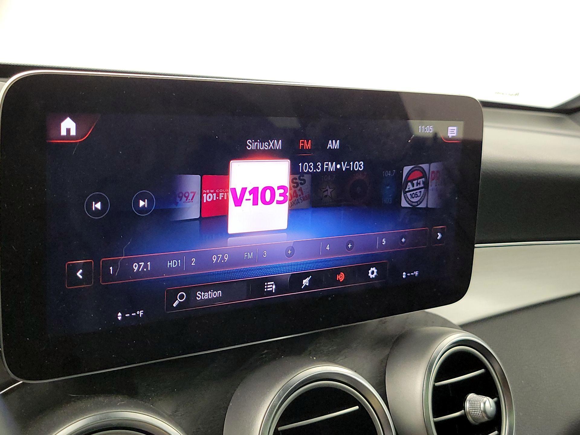 Thumbnail: 2022 Mercedes-Benz GLC - 16