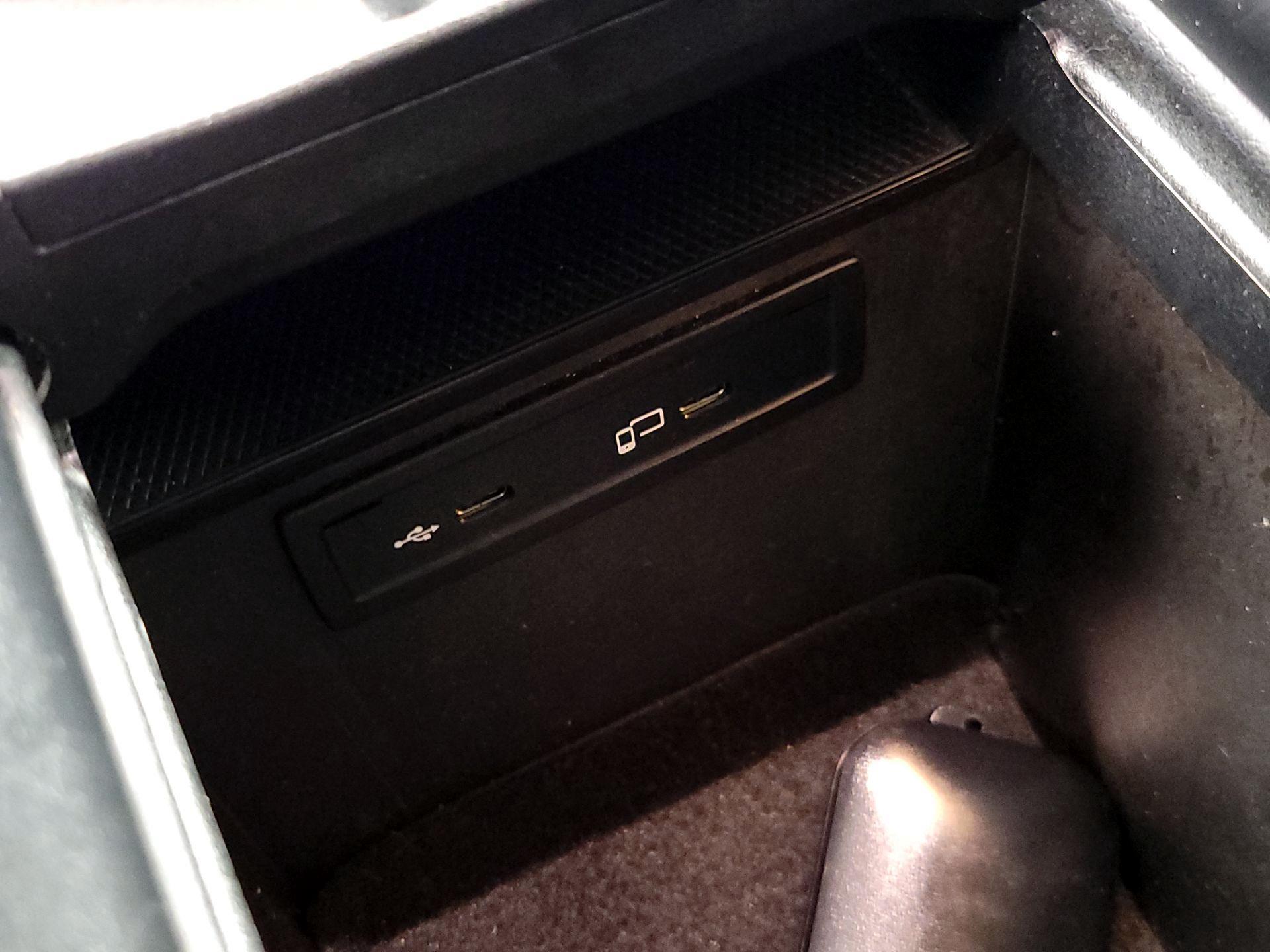 Thumbnail: 2022 Mercedes-Benz GLC - 18