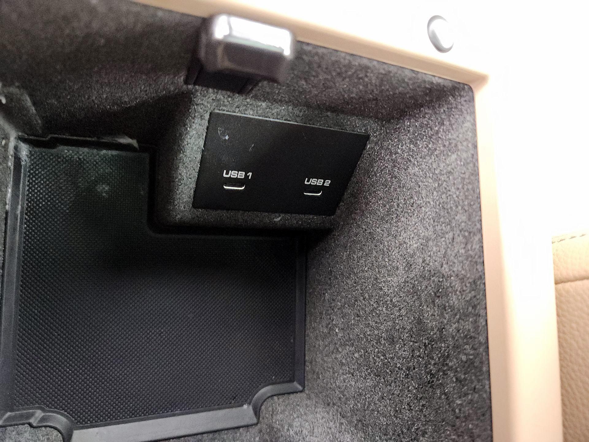 Thumbnail: 2022 Porsche Macan - 19