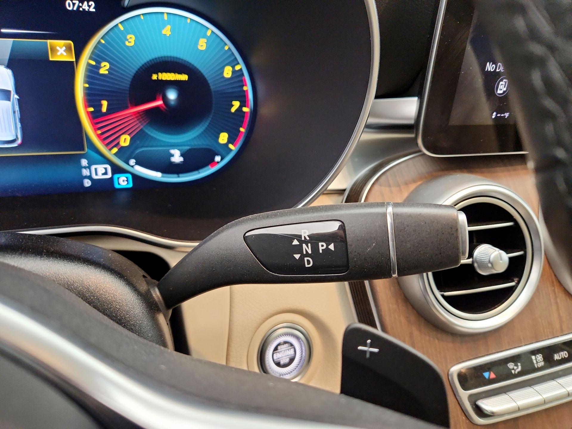 Thumbnail: 2021 Mercedes-Benz GLC - 17