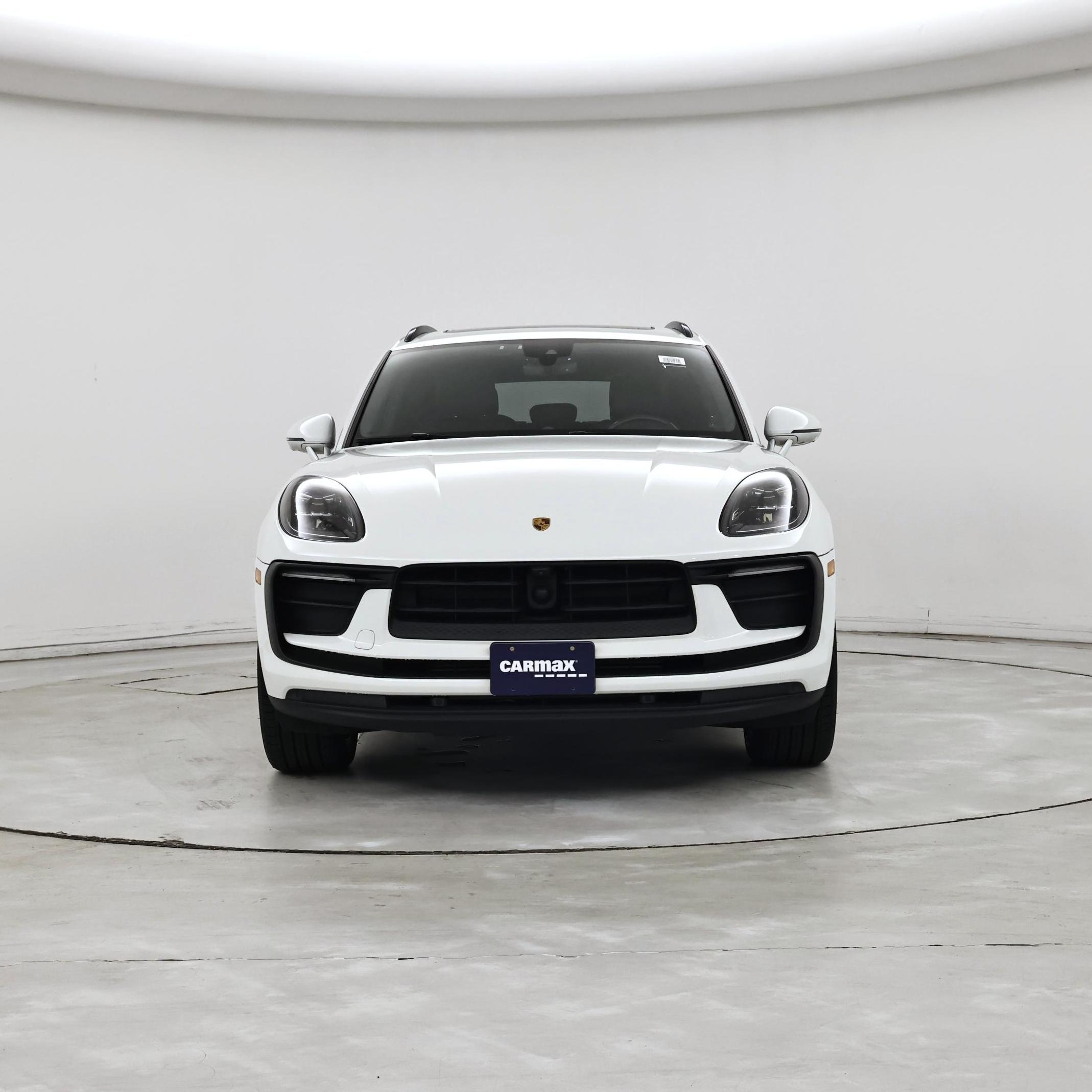 Thumbnail: 2023 Porsche Macan - 5