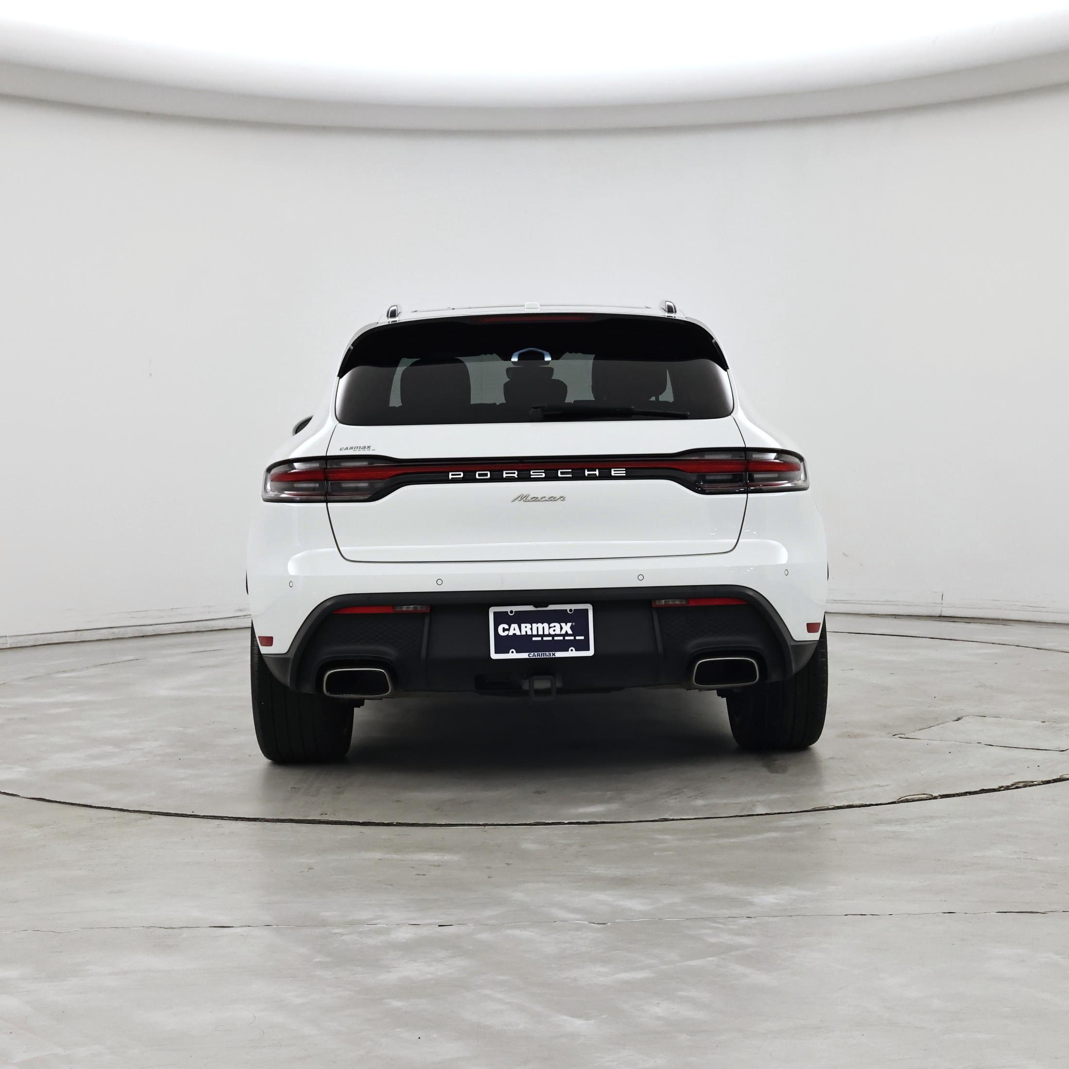 Thumbnail: 2023 Porsche Macan - 6
