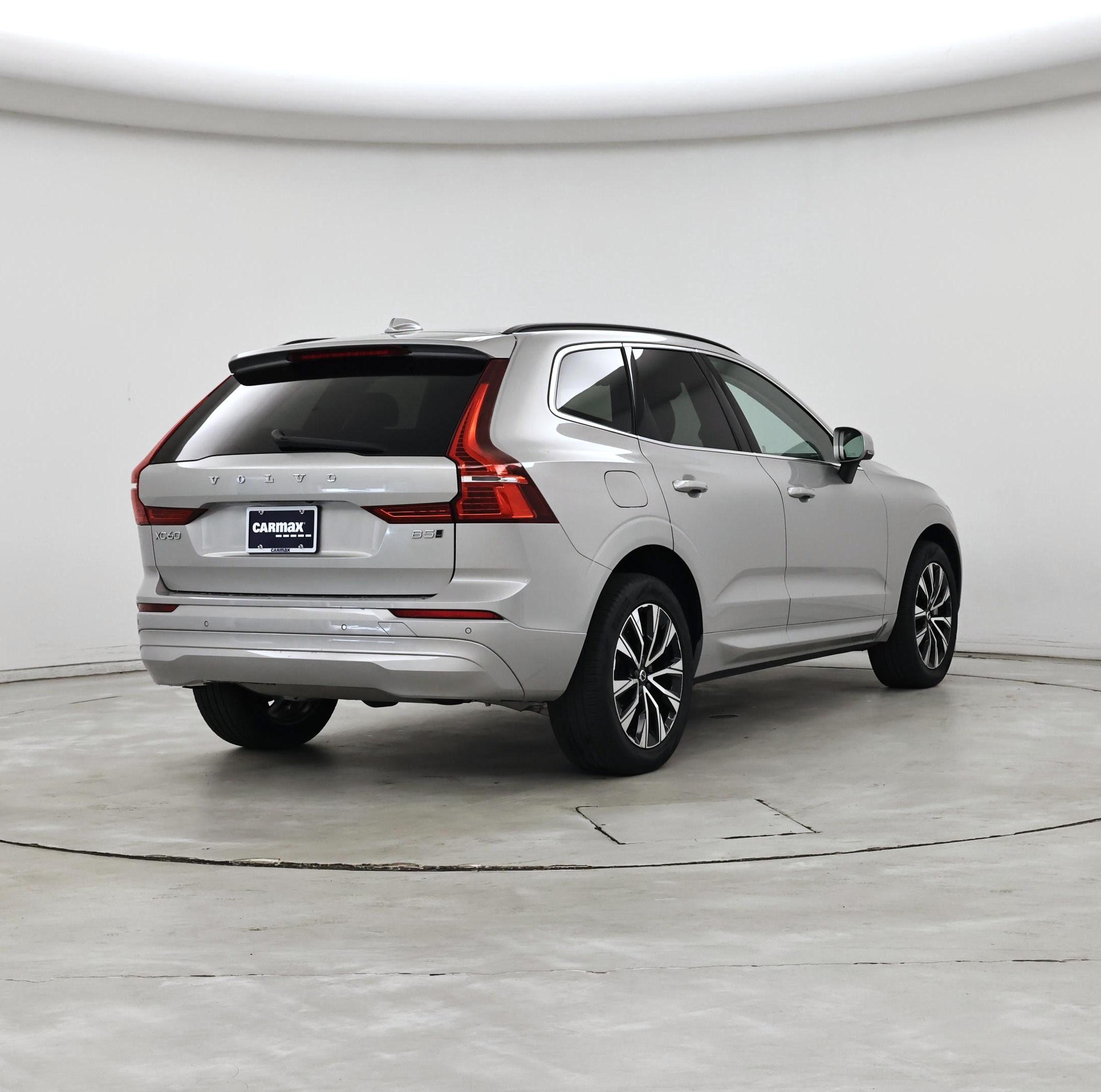 Thumbnail: 2023 Volvo XC60 - 8