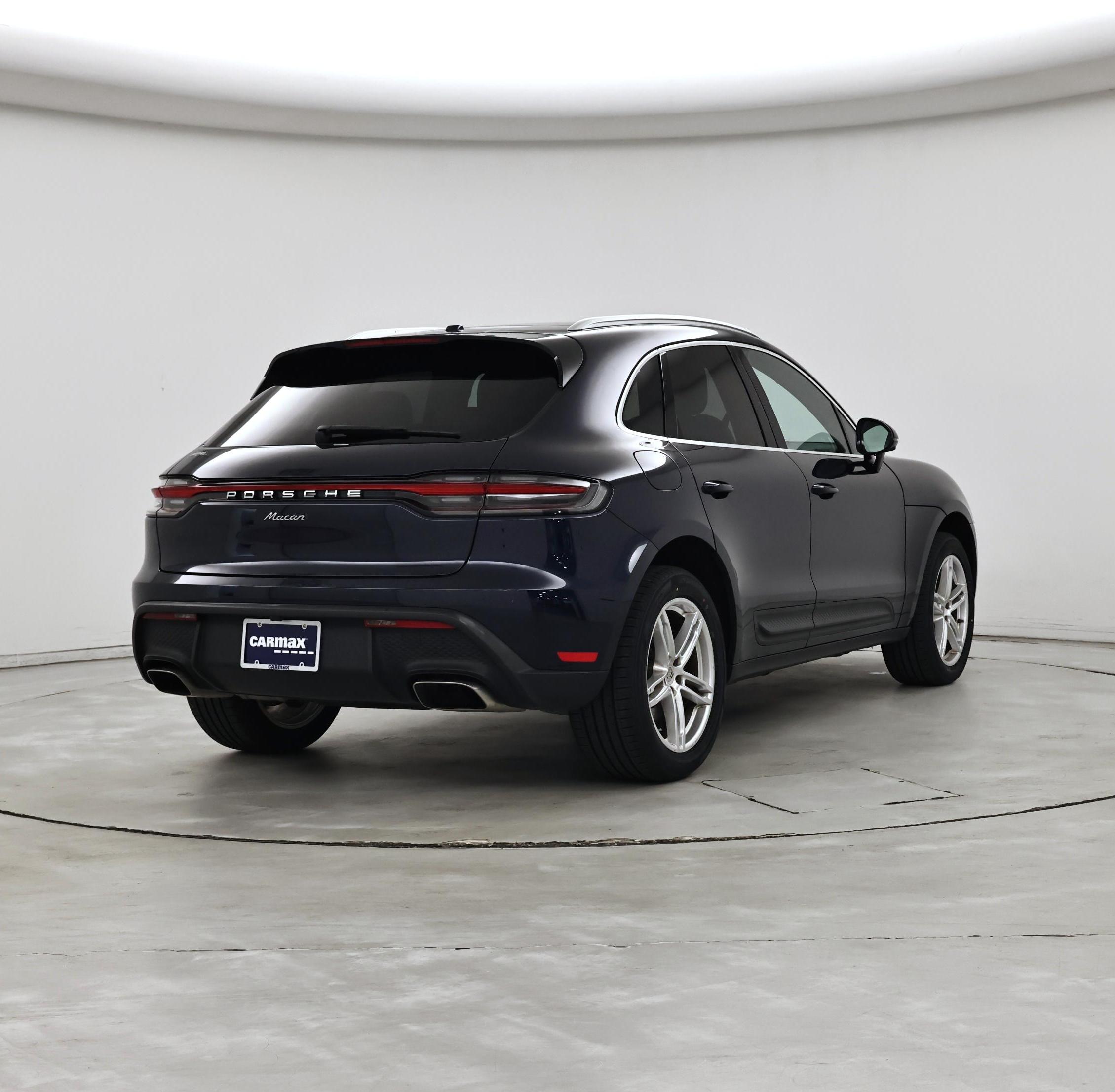 Thumbnail: 2022 Porsche Macan - 8