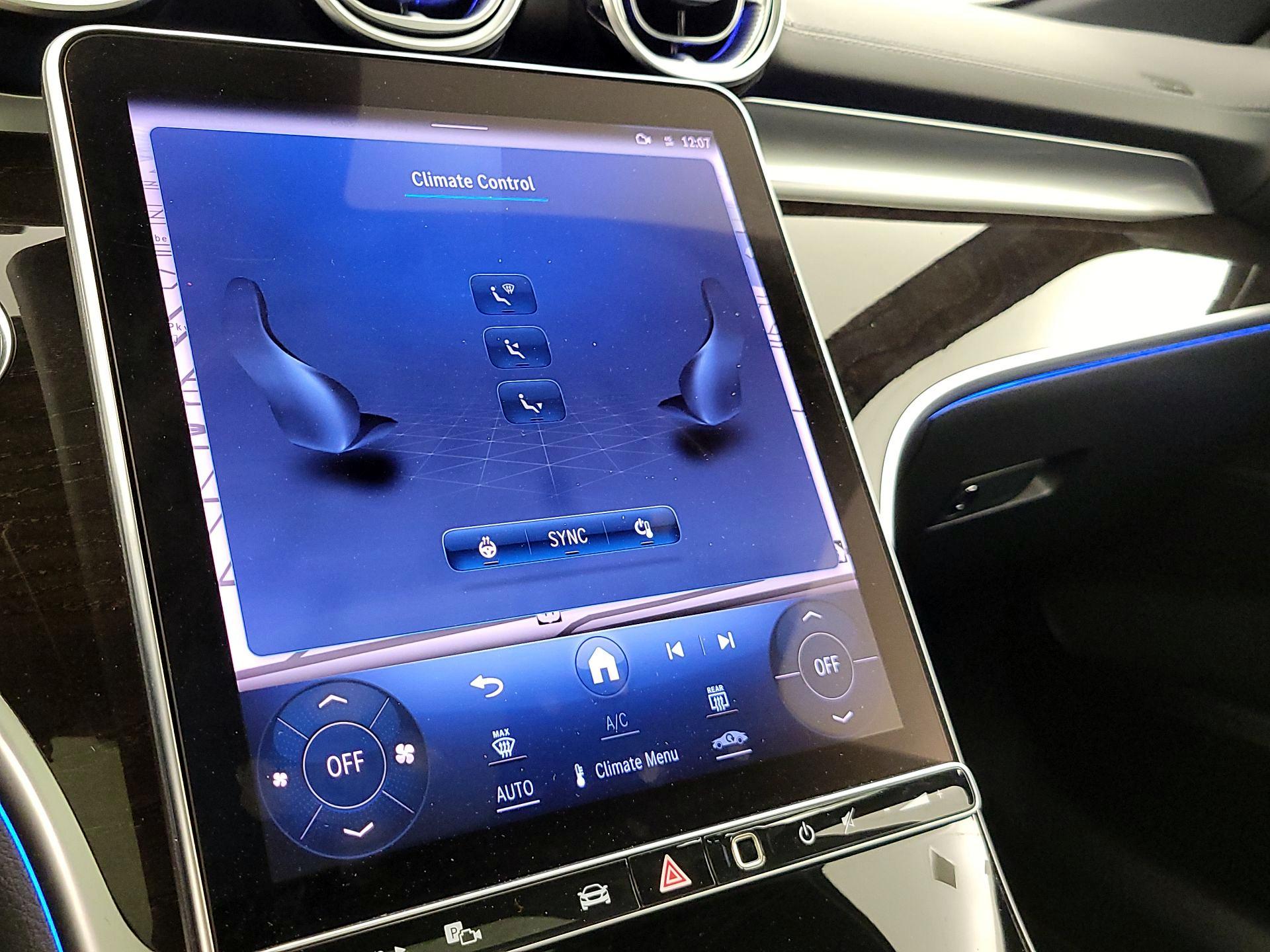 Thumbnail: 2023 Mercedes-Benz C-Class - 17