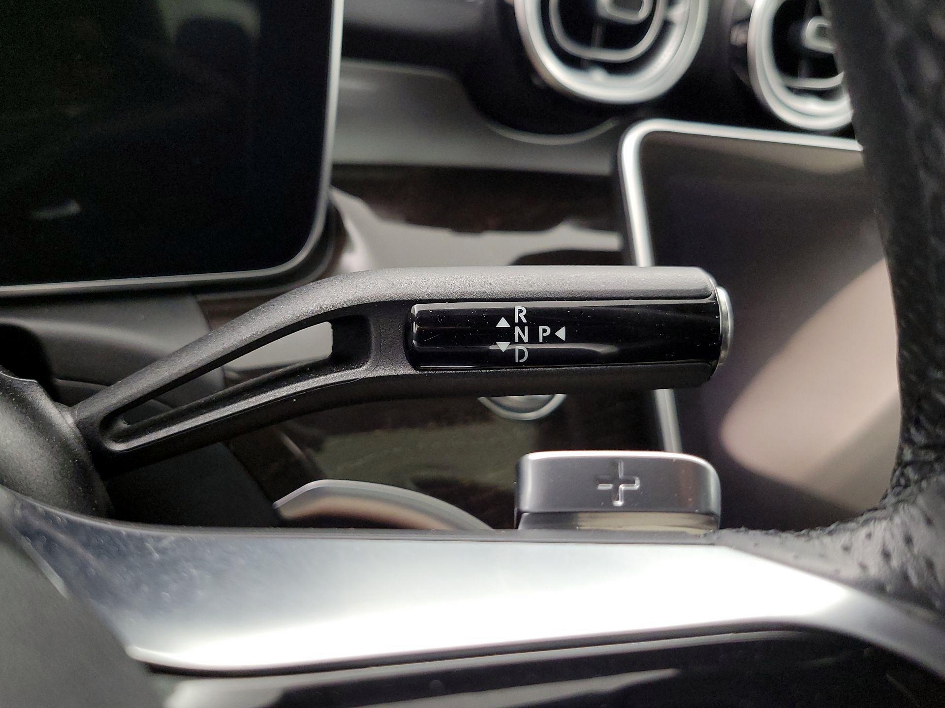 Thumbnail: 2023 Mercedes-Benz C-Class - 18