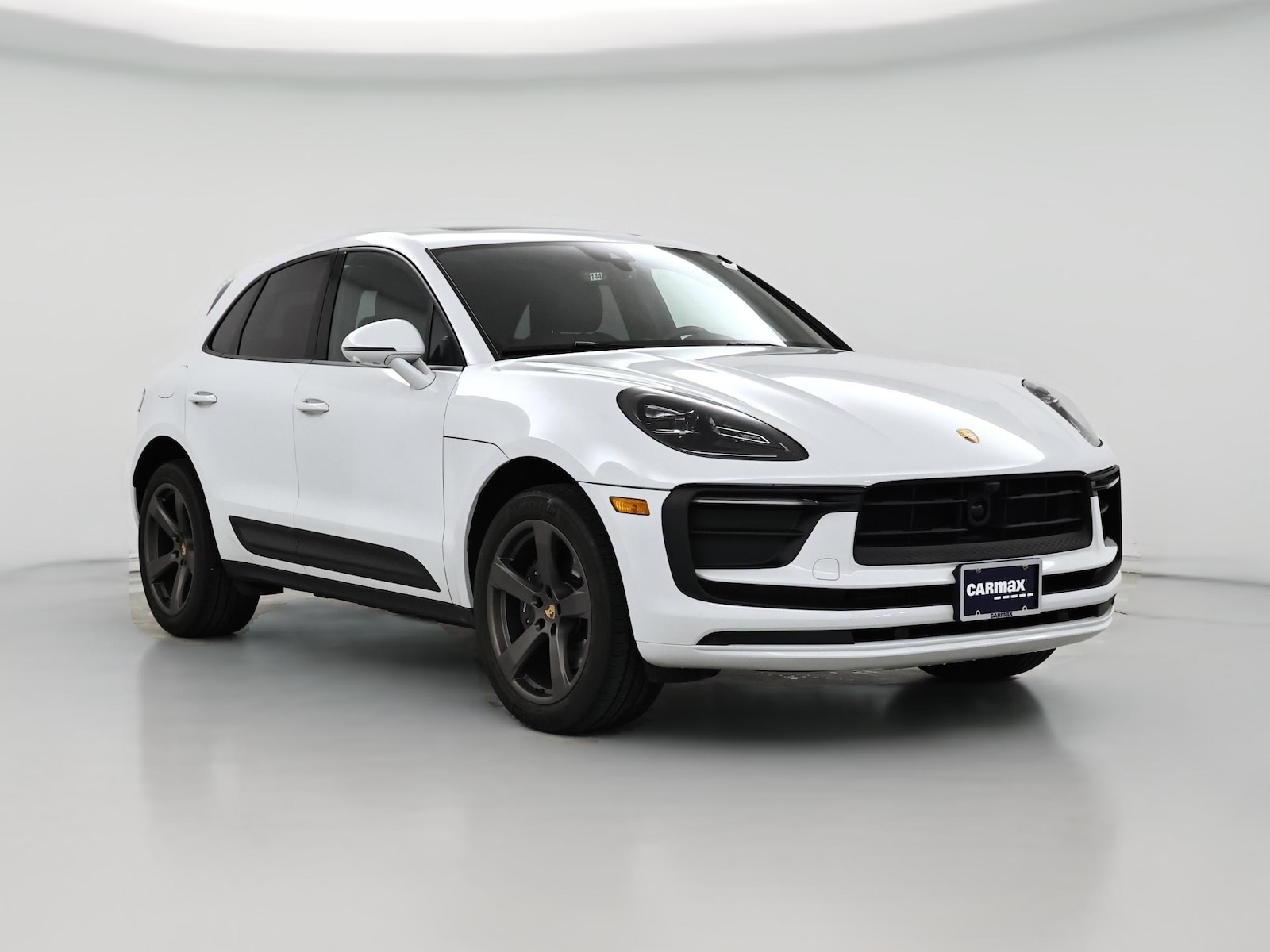 2023 Porsche Macan Base