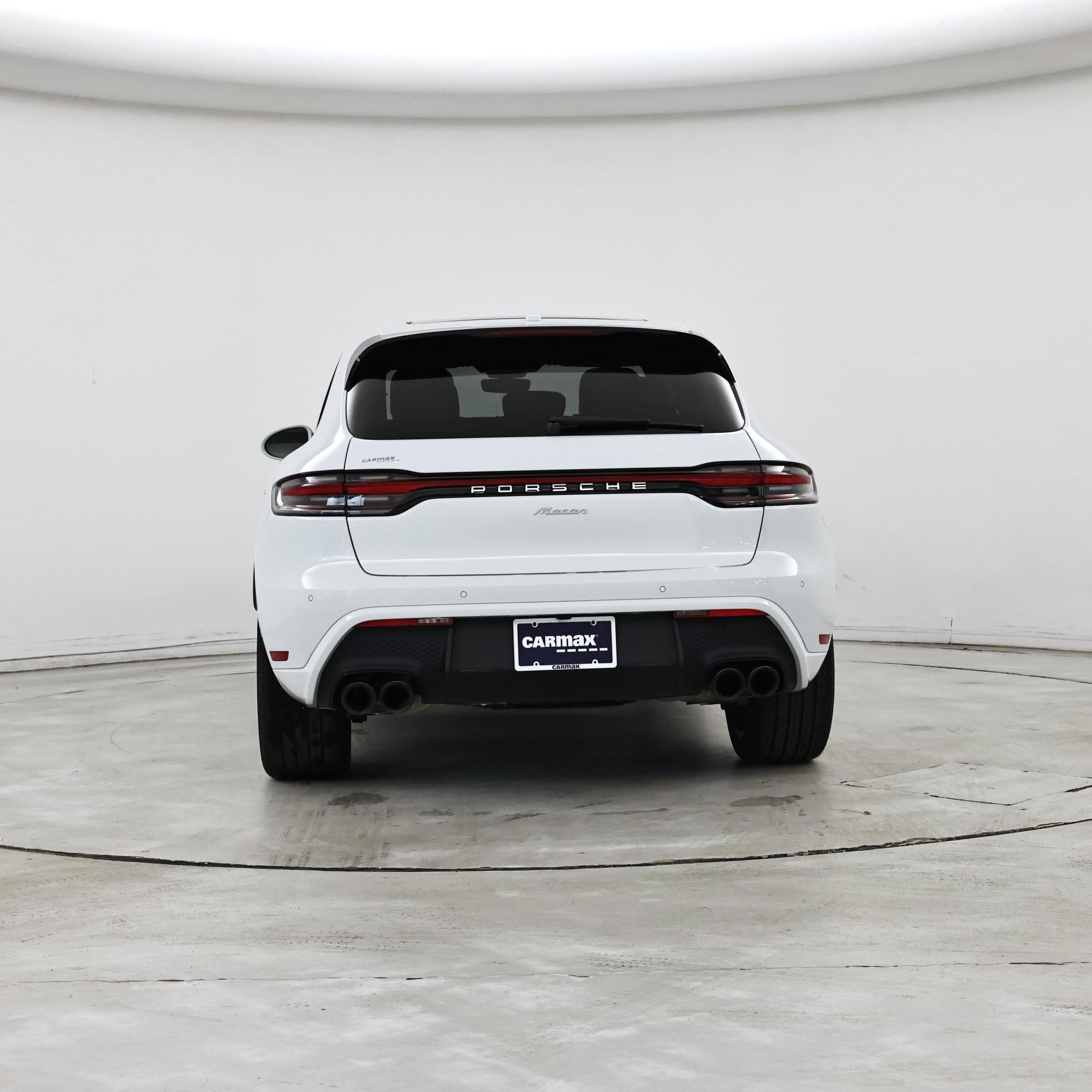 Thumbnail: 2023 Porsche Macan - 6