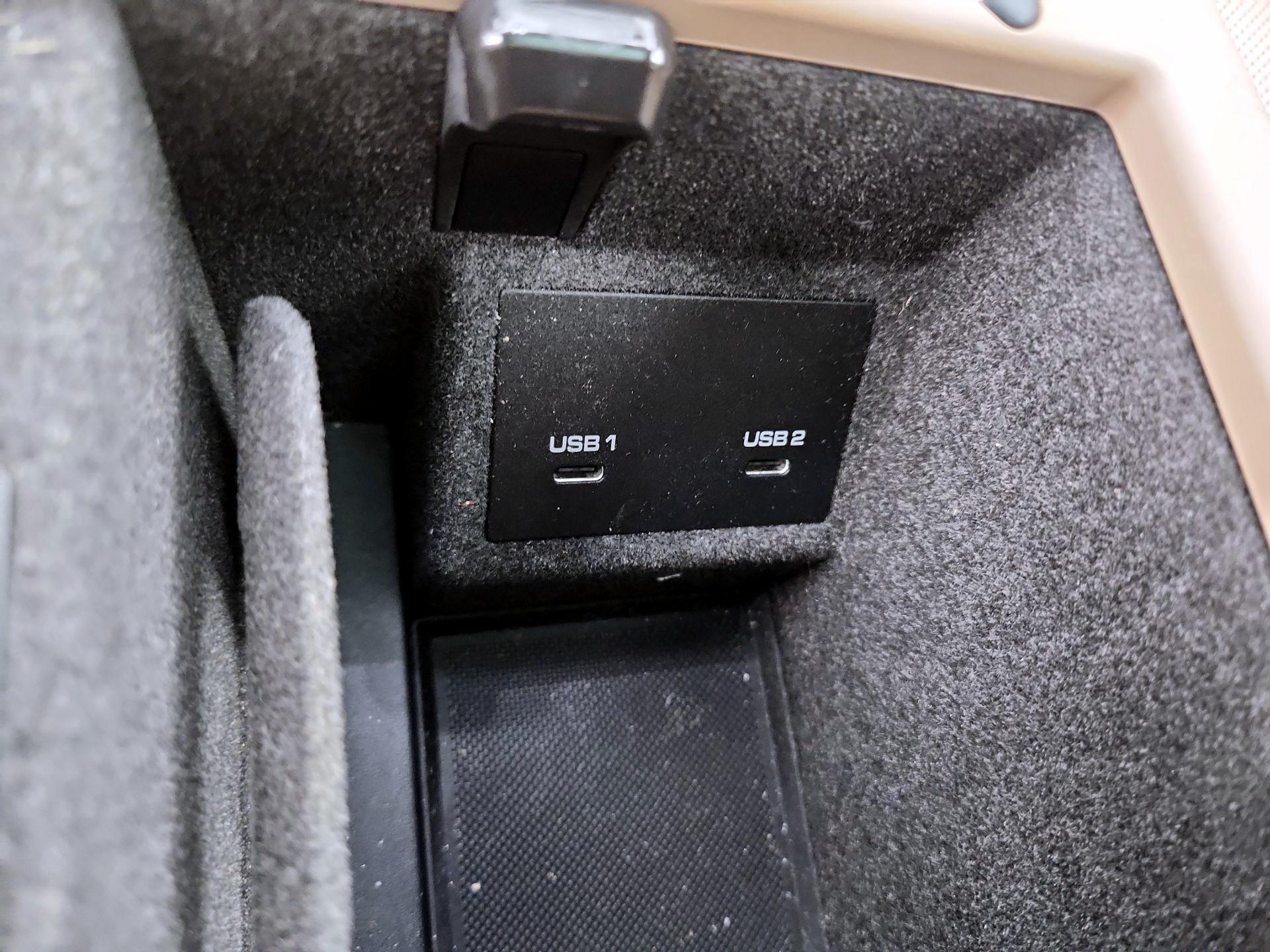 Thumbnail: 2022 Porsche Macan - 19