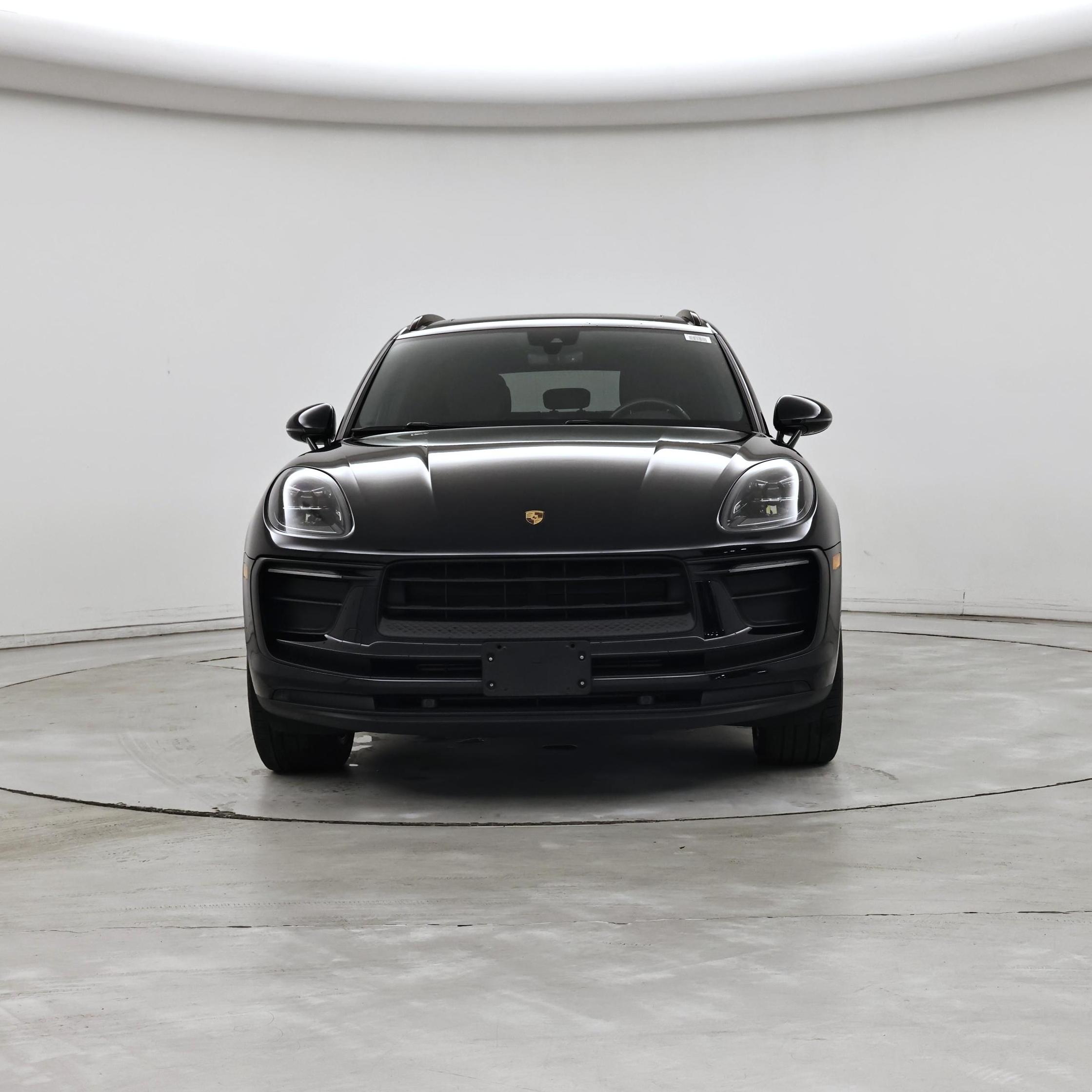 Thumbnail: 2022 Porsche Macan - 5