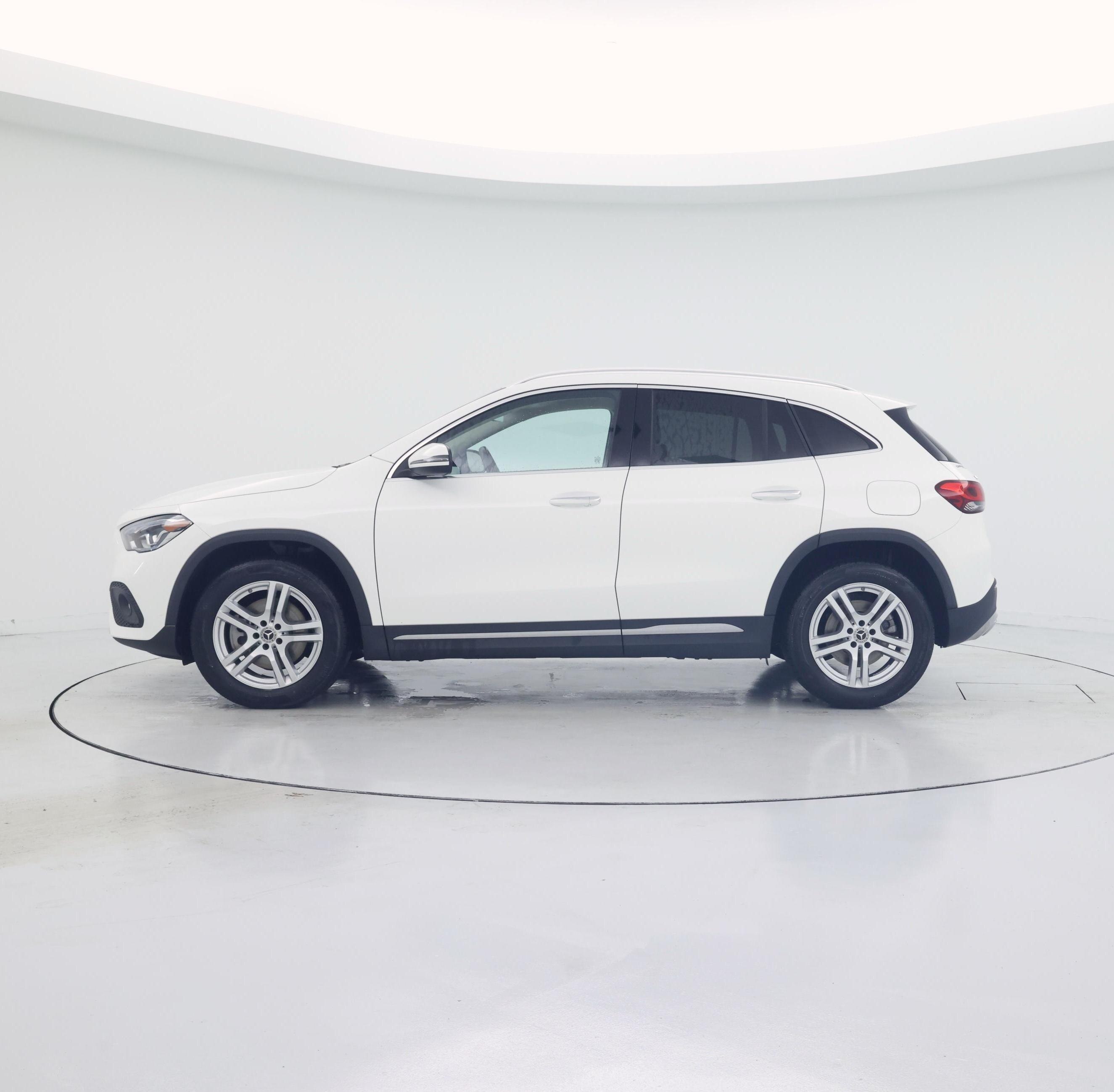 Thumbnail: 2023 Mercedes-Benz GLA - 3