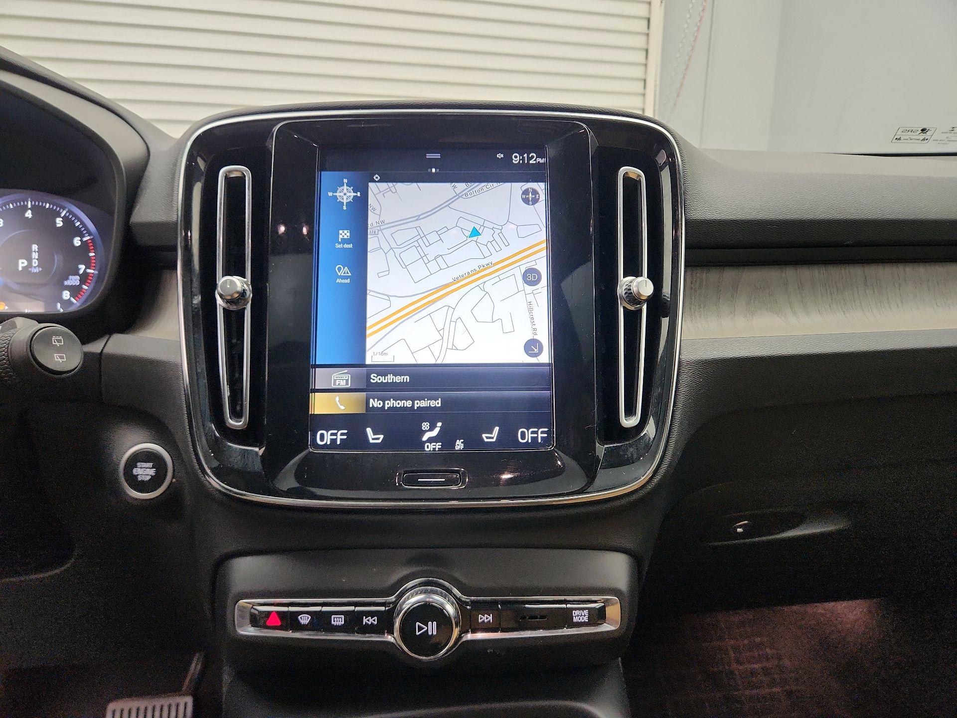 Thumbnail: 2020 Volvo XC40 - 14