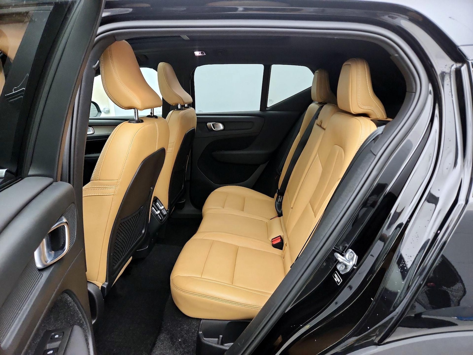 2020 Volvo XC40 Inscription - Photo 22
