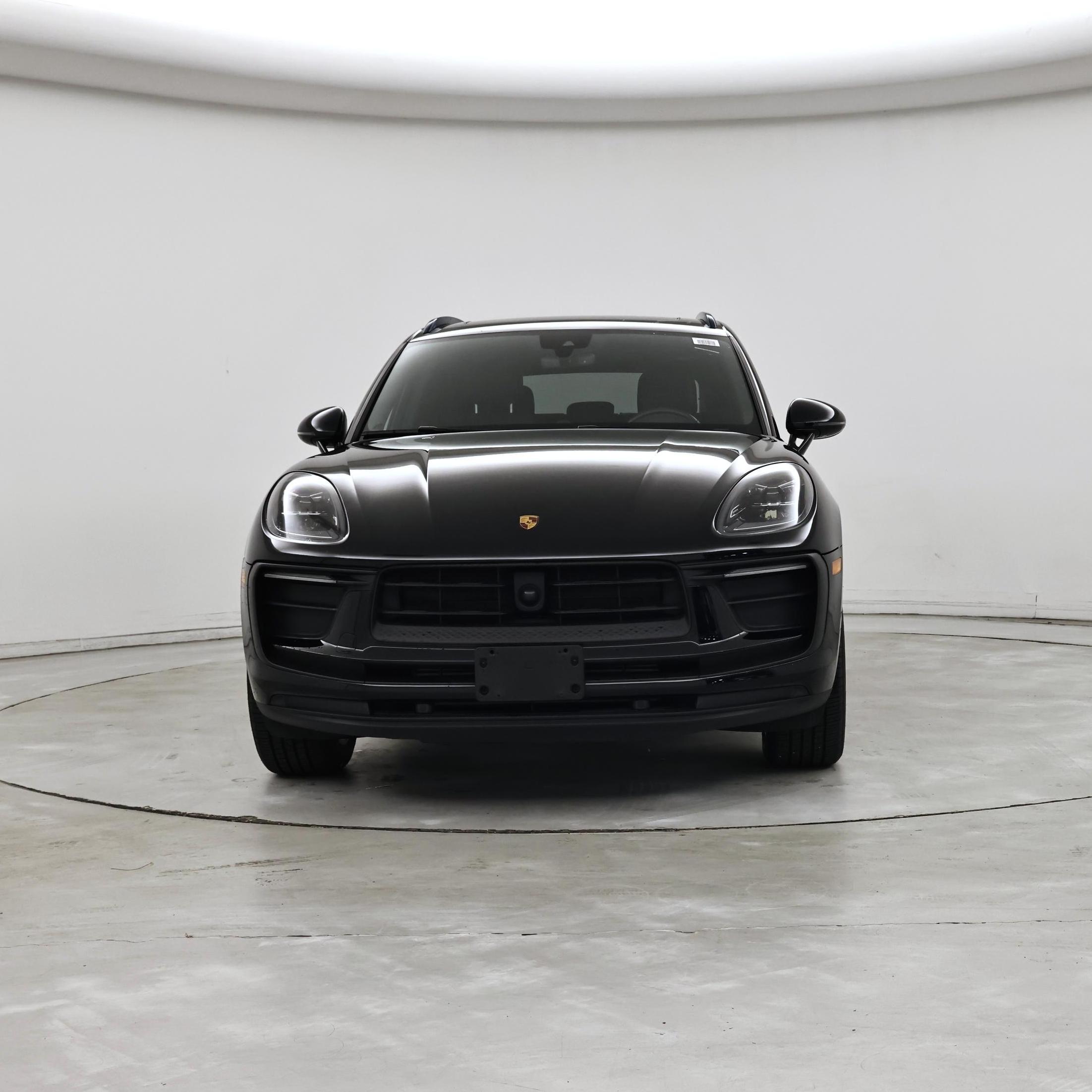 Thumbnail: 2023 Porsche Macan - 5