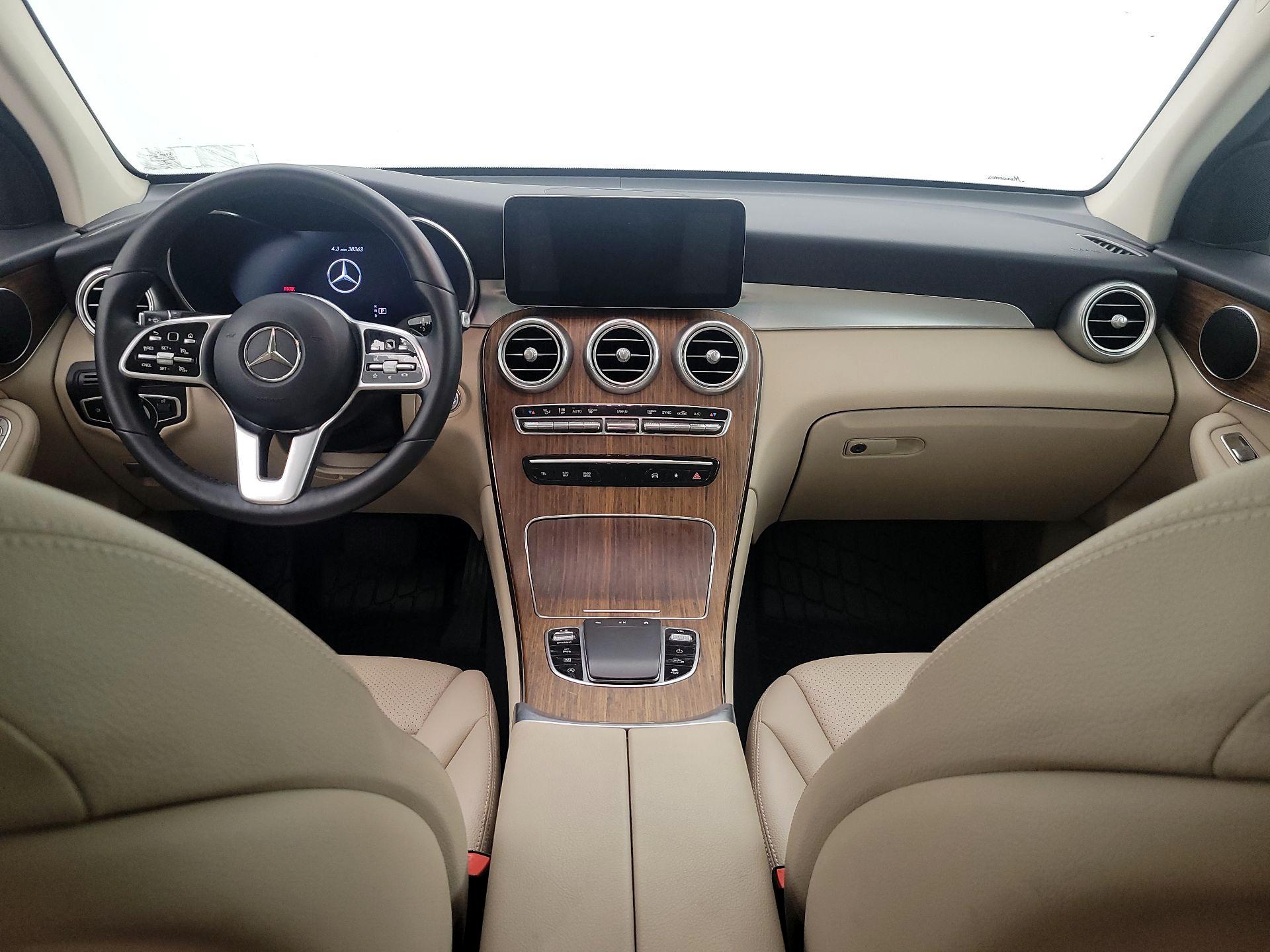 Thumbnail: 2022 Mercedes-Benz GLC - 9