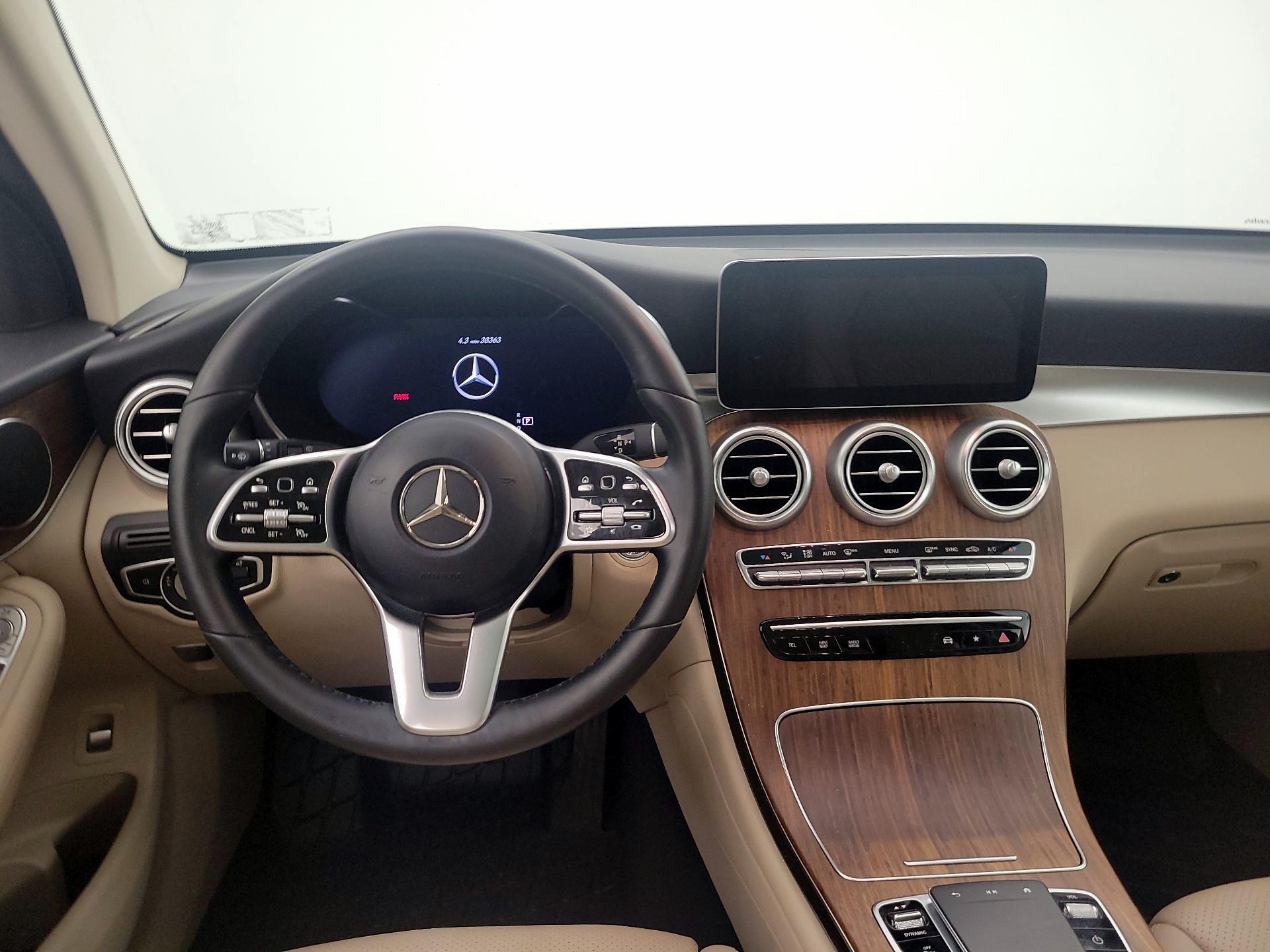 Thumbnail: 2022 Mercedes-Benz GLC - 10