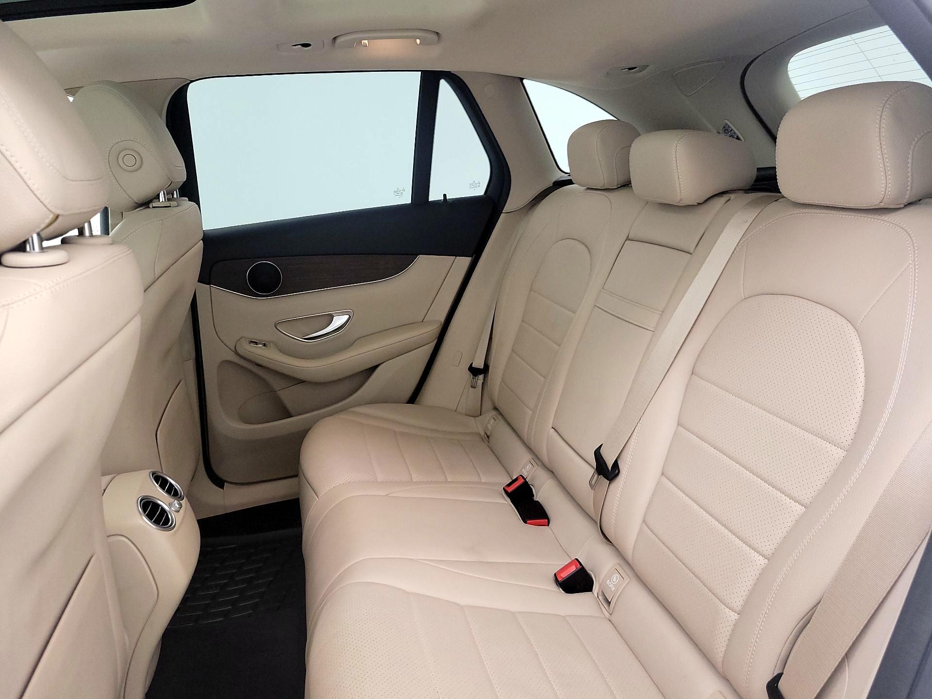 Thumbnail: 2022 Mercedes-Benz GLC - 20