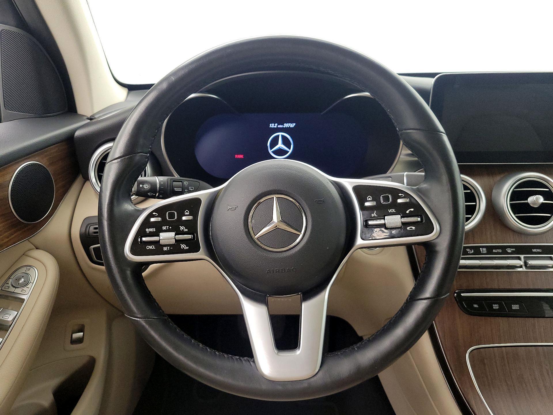 Thumbnail: 2022 Mercedes-Benz GLC - 10