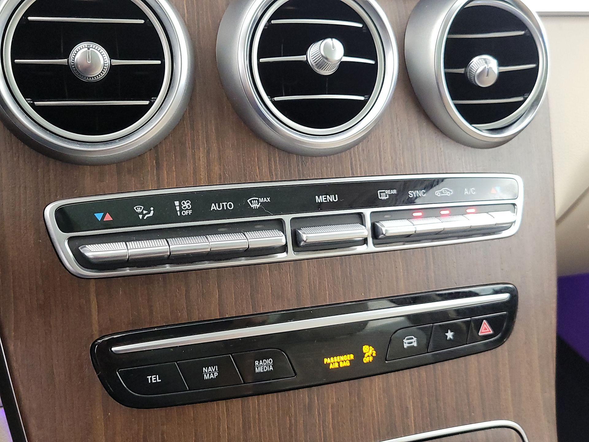 Thumbnail: 2022 Mercedes-Benz GLC - 16