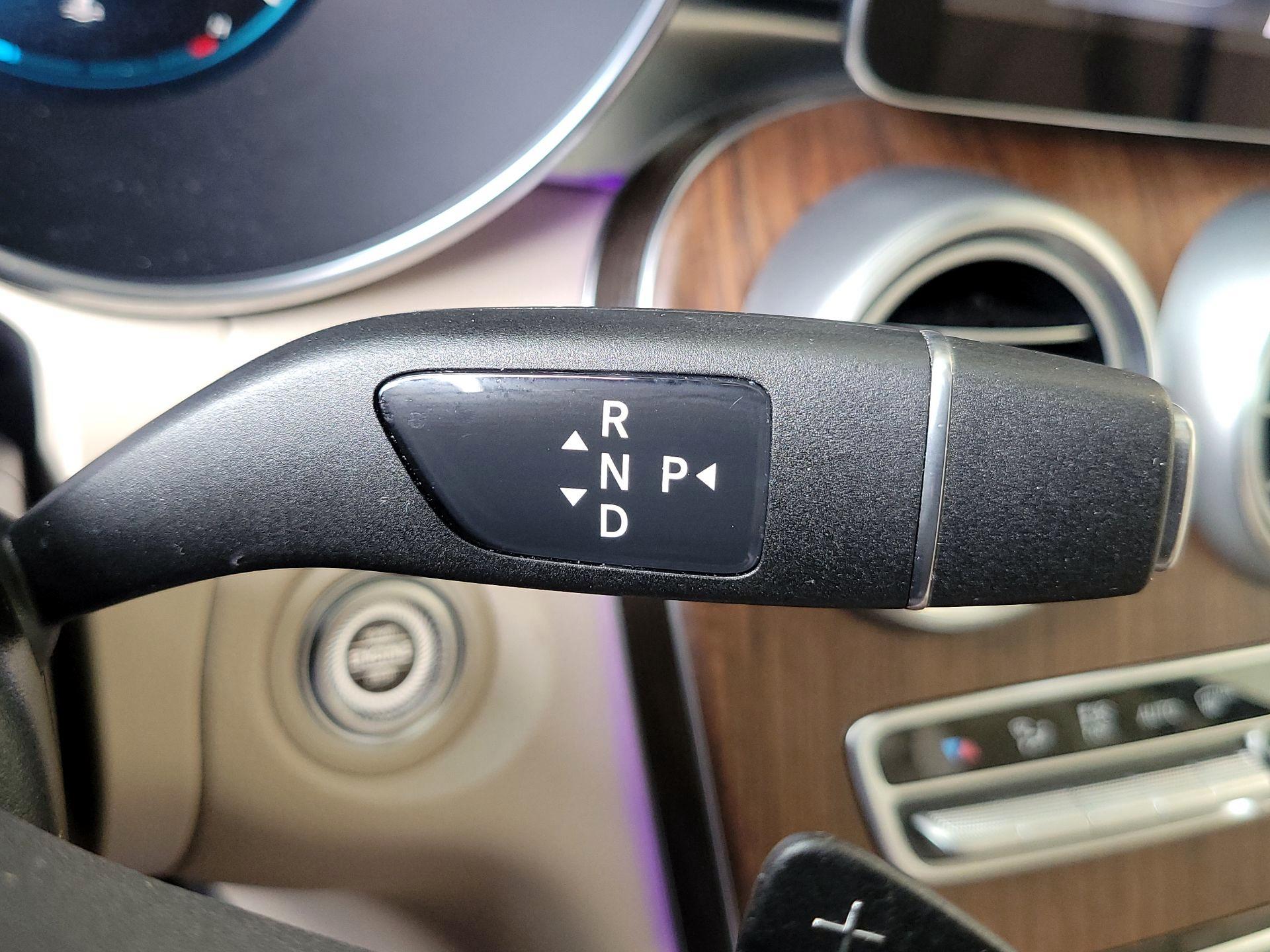 Thumbnail: 2022 Mercedes-Benz GLC - 17