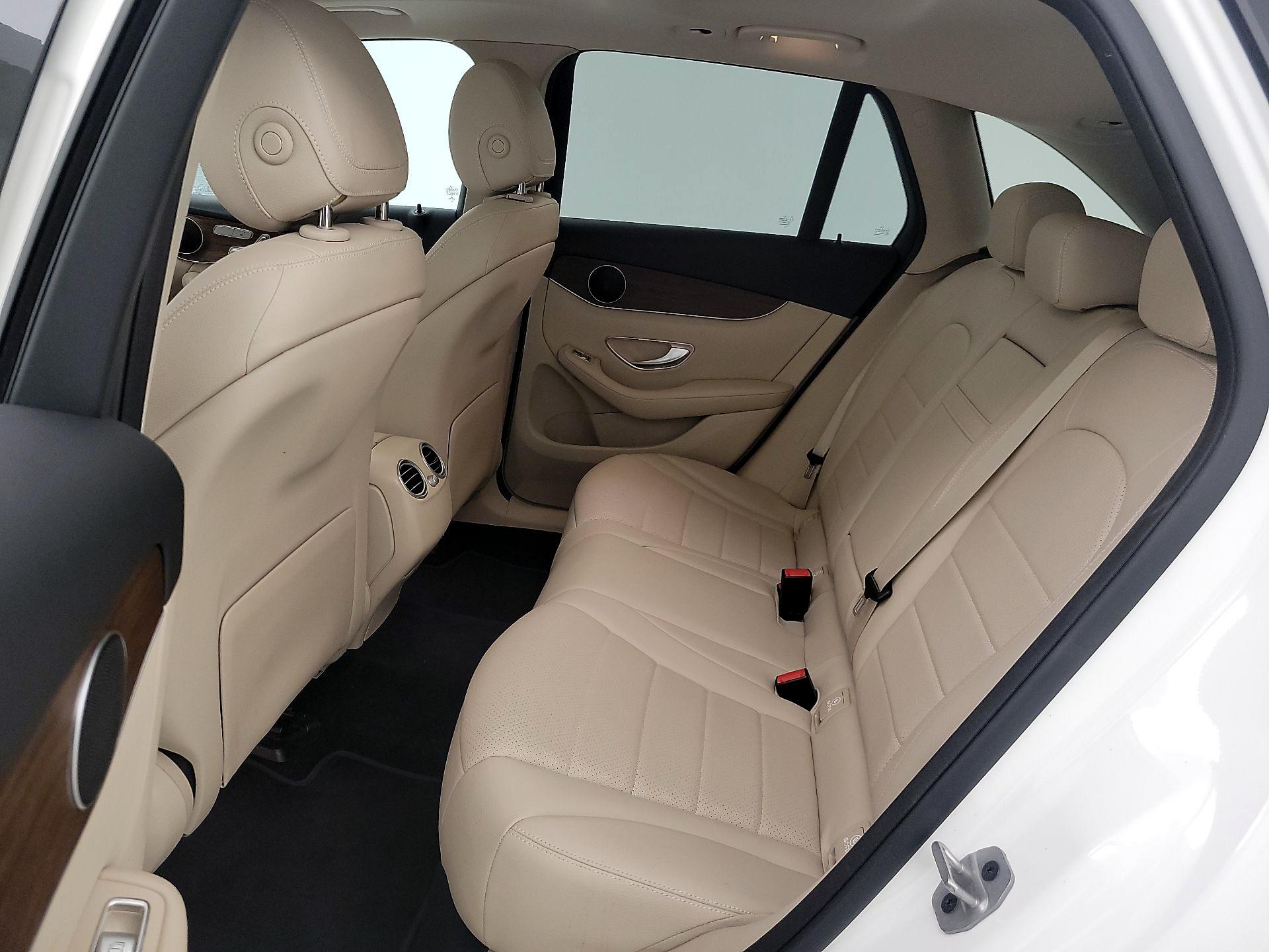 Thumbnail: 2022 Mercedes-Benz GLC - 20